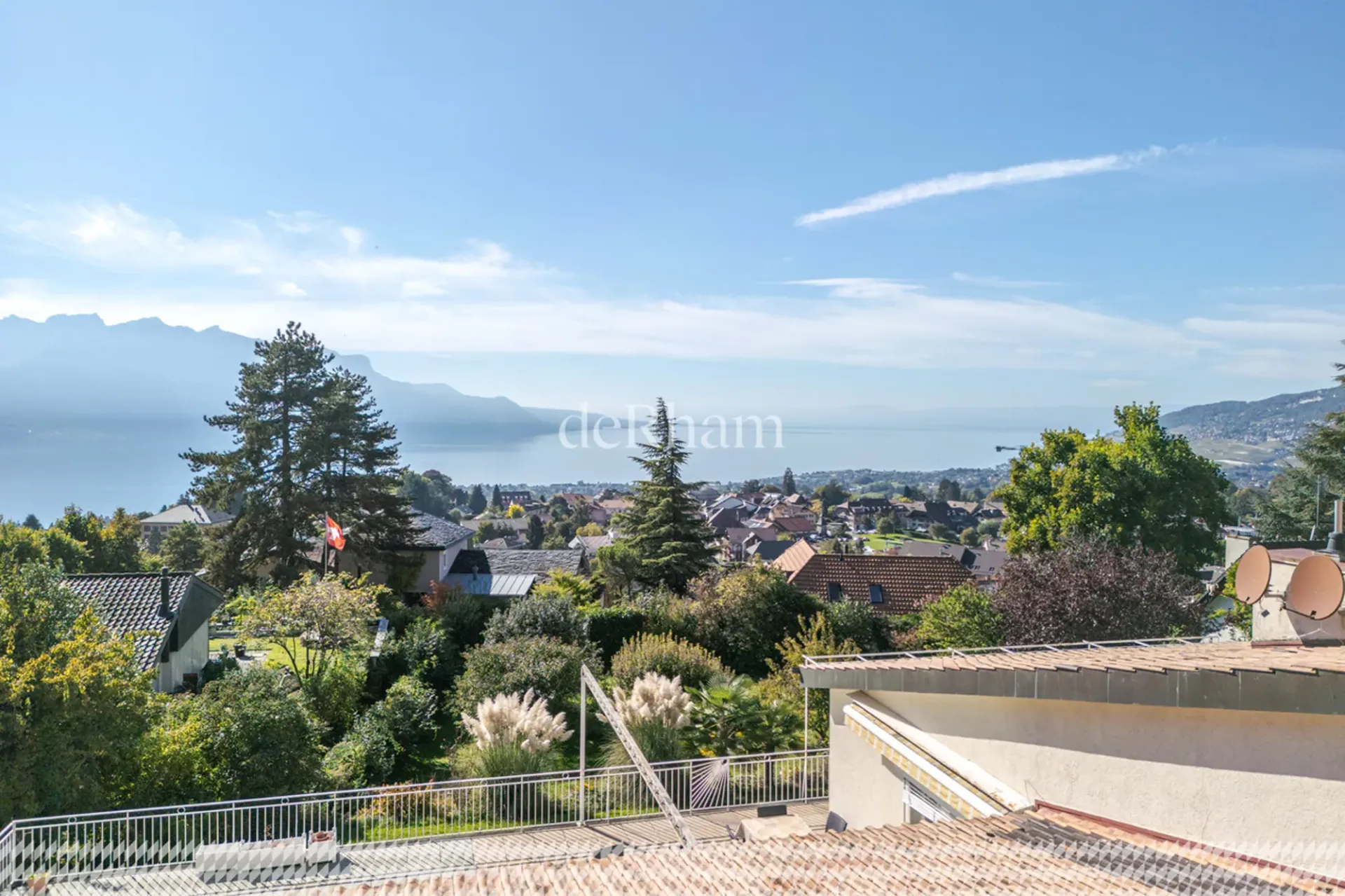Einzelhaus mit 7.5 Zimmern und Blick auf den See
