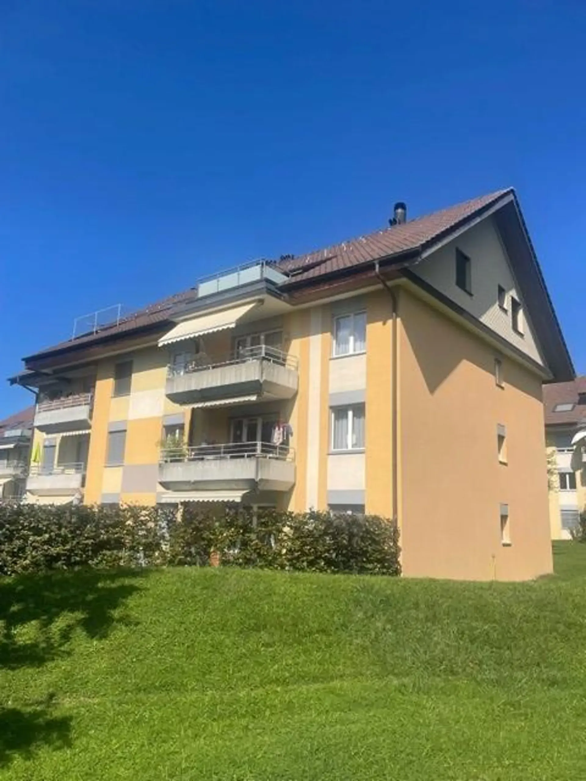 Befristet bis 28.02.2030 / 3.5 Zimmerwohnung in Tann