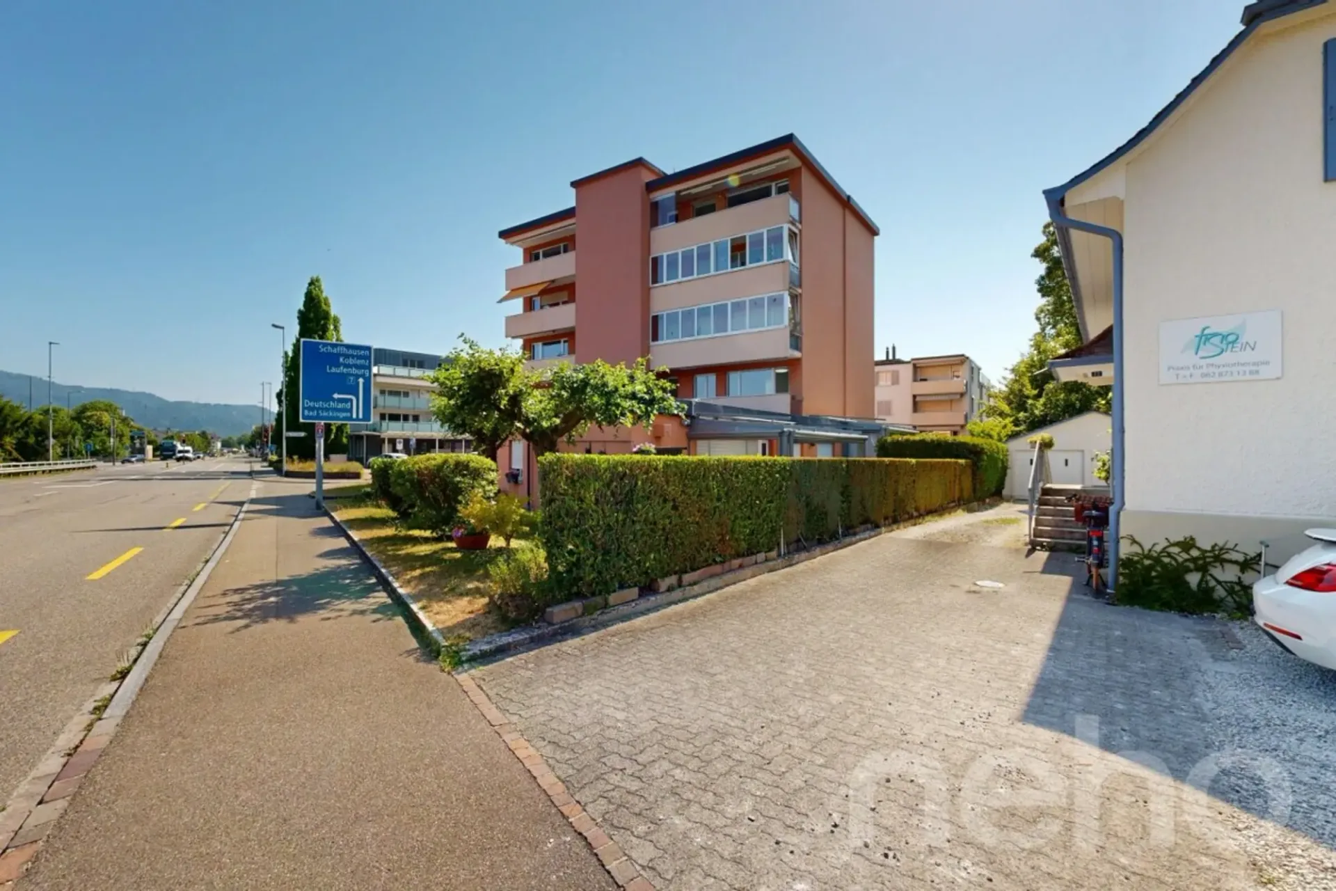 Helle 4.5-Zimmer-Wohnung mit Balkon und Rheinblick in Stein AG