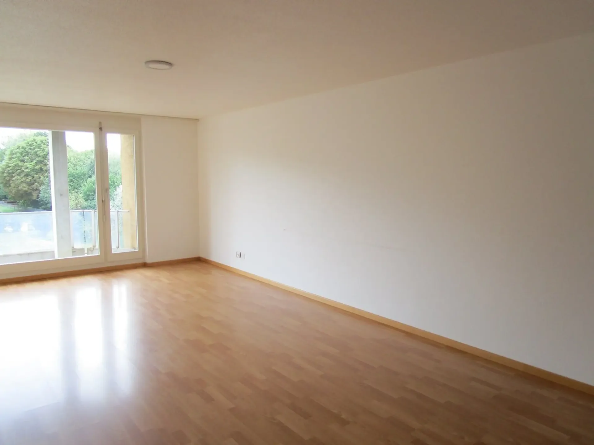 2.5-Zimmerwohnung nähe Perry Center