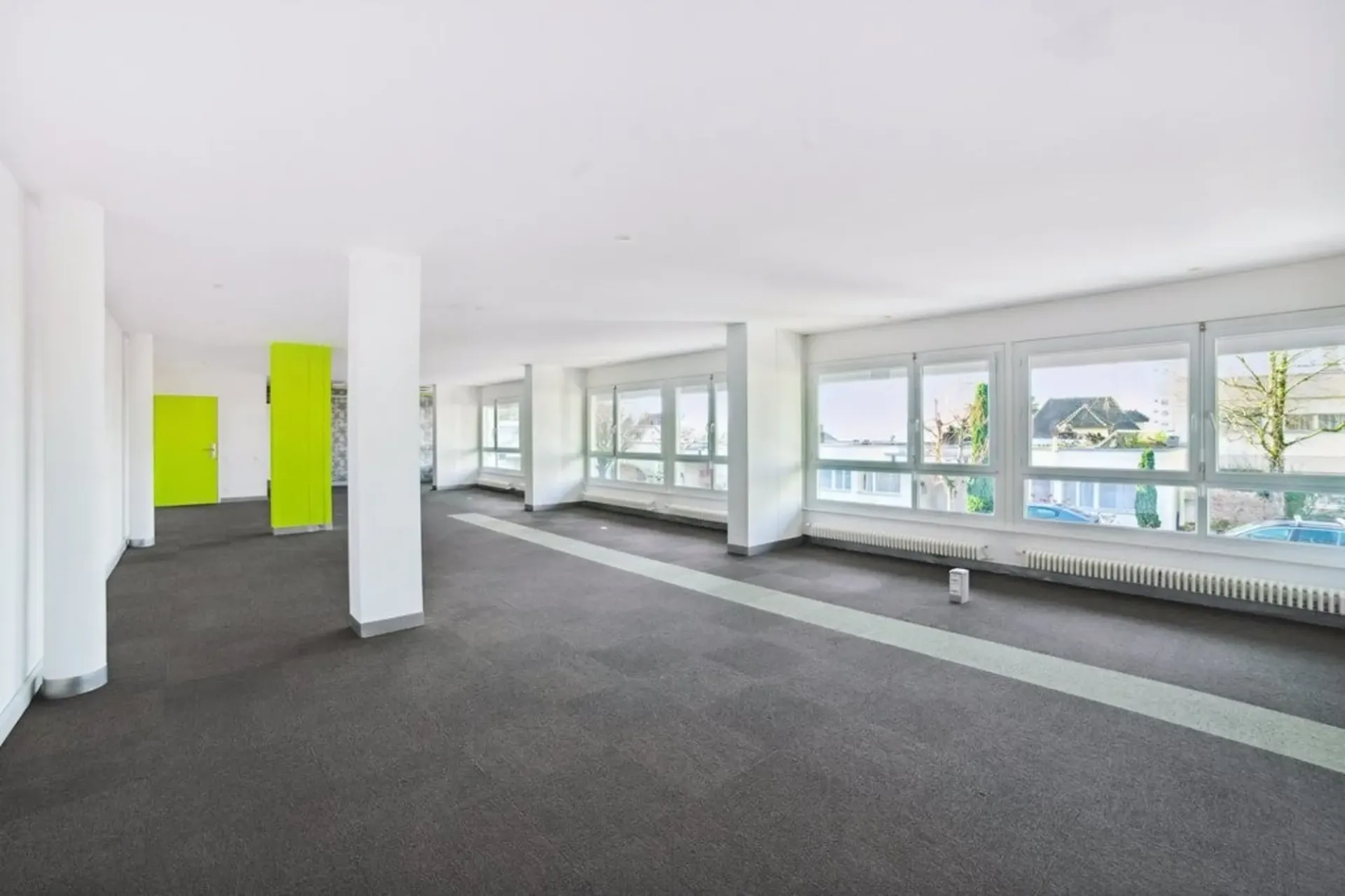 Verkaufsfläche in Open-Space im Chailly-Viertel