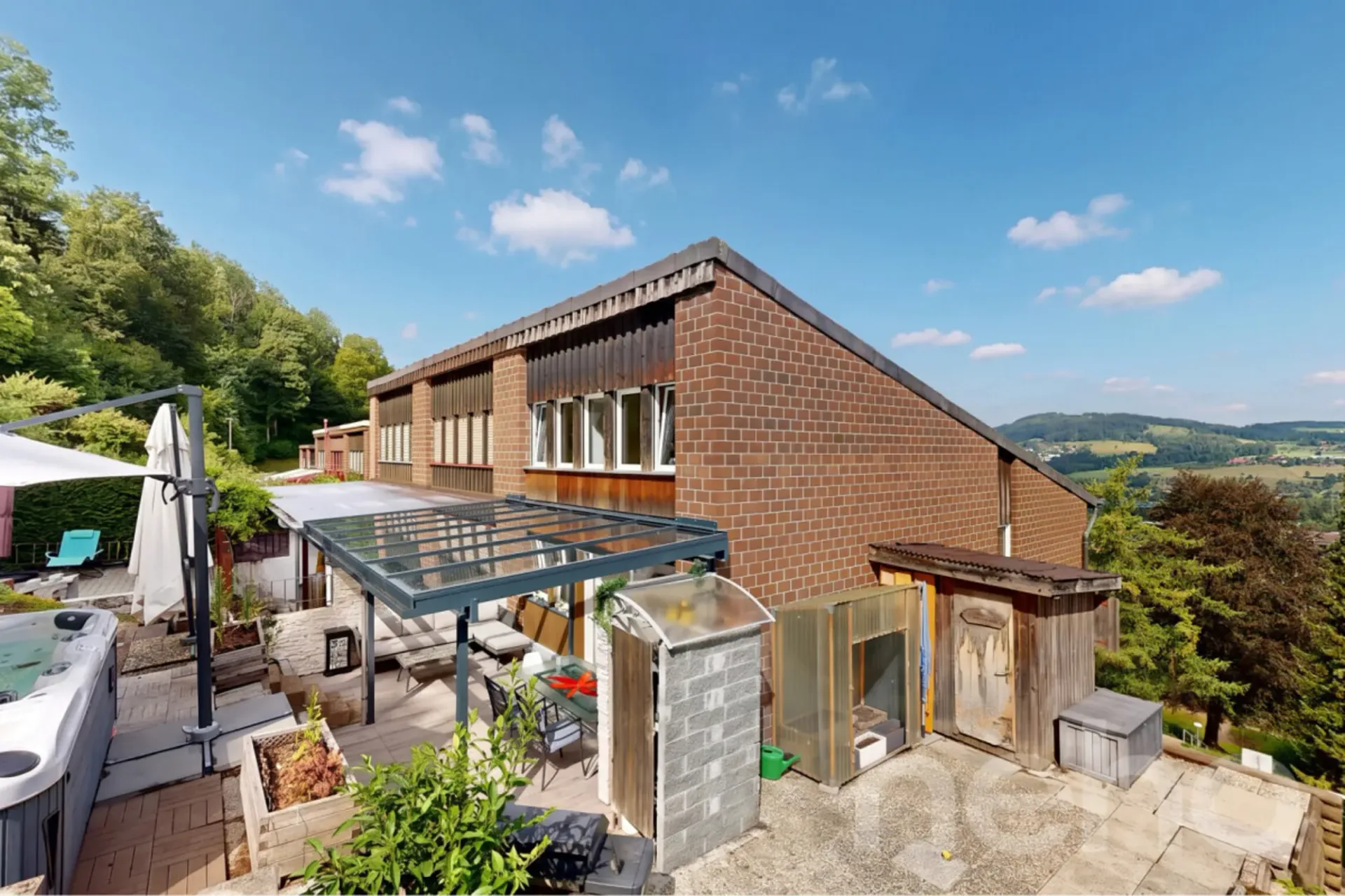 5.5-room row house with annex in St. Gallen