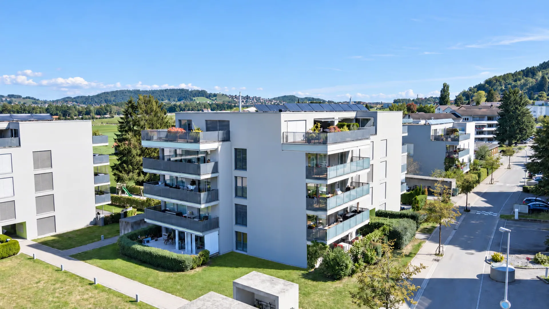 Habitation centrale avec beaucoup d'espace