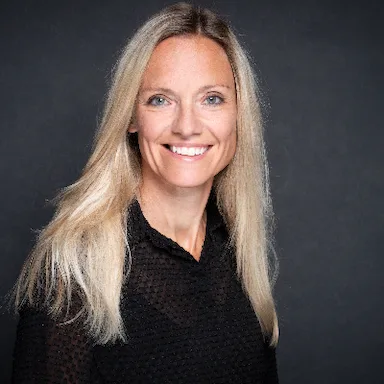 Nicole Schroth