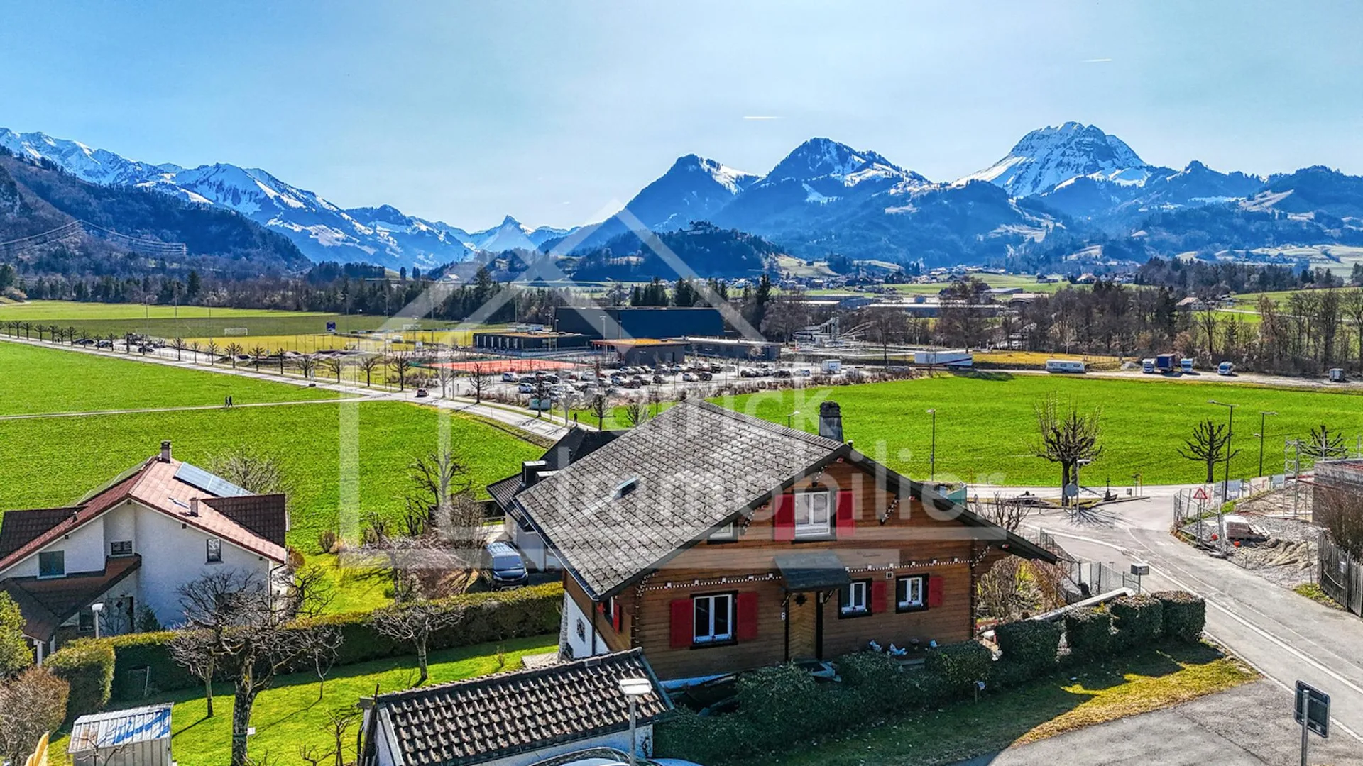 Chalet individuel 4.5 pièces avec vue panoramique sur les Préalpes