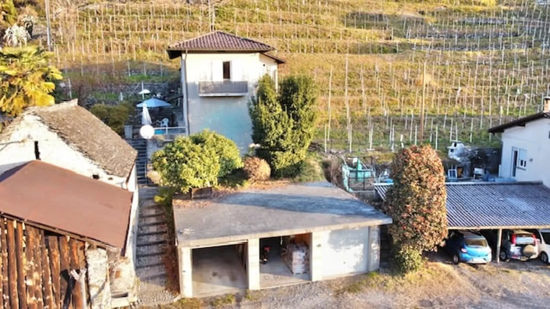 Verkauf in Lavertezzo - Baugrundstück mit Blick auf die Ebene von Magadino und den Lago Maggiore
