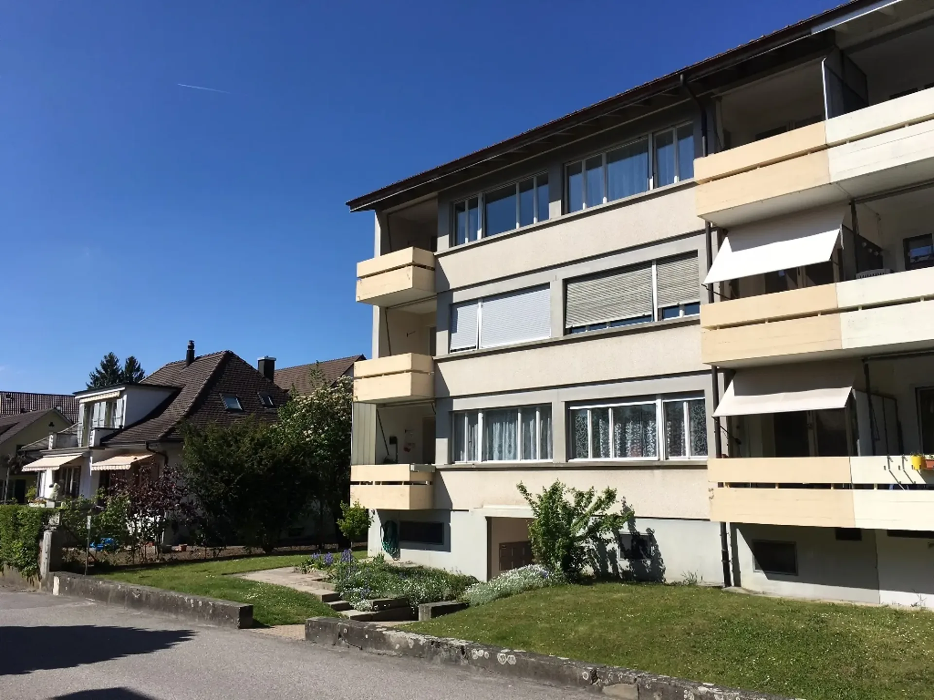3 1/2-Zimmerwohnung, 1. Stock rechts