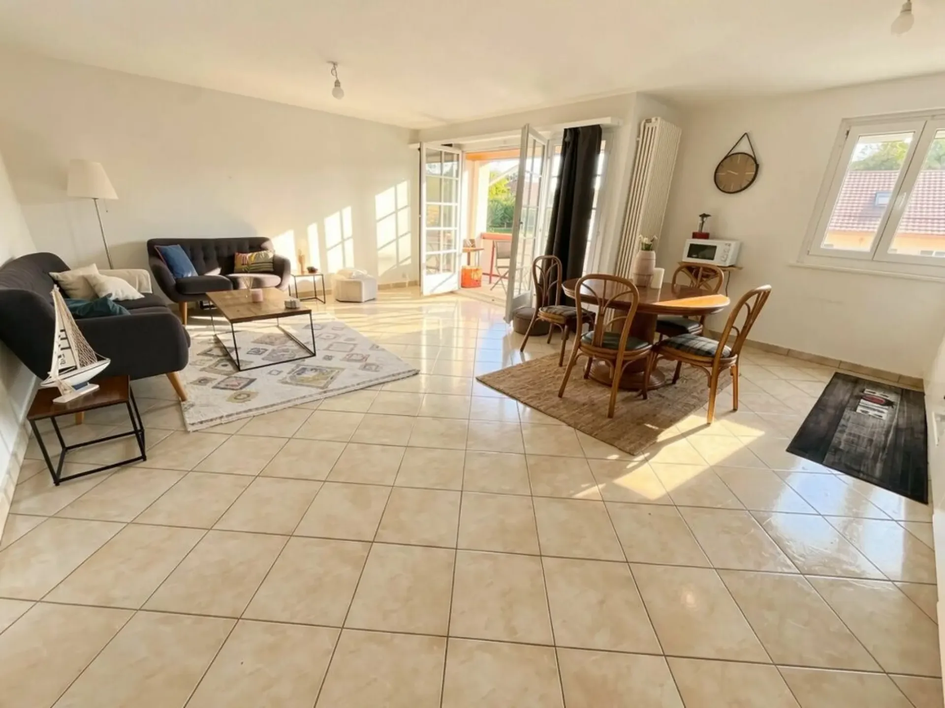 Appartement 3.5 pièces à Mollie-Margot
