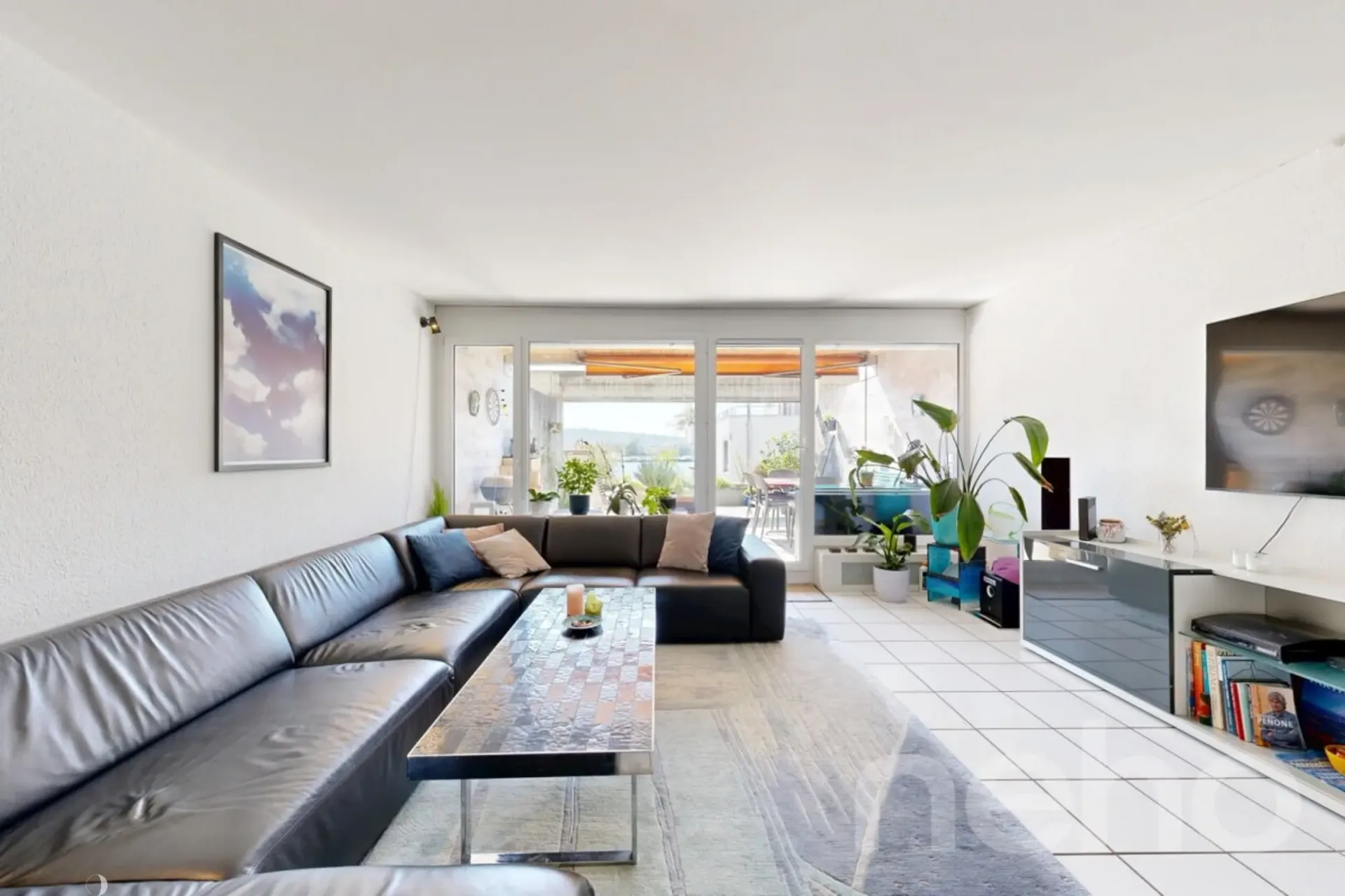 Terraced house on Lake Biel - renovated with lake view and garden lawn