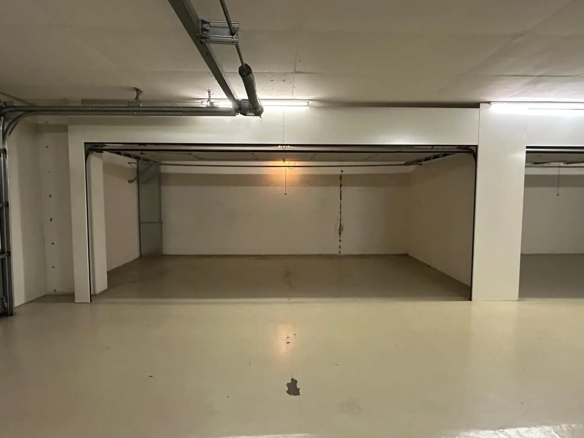 Doppelgarage zur Verkauf - Avenue Eugène-Pittard, Genf