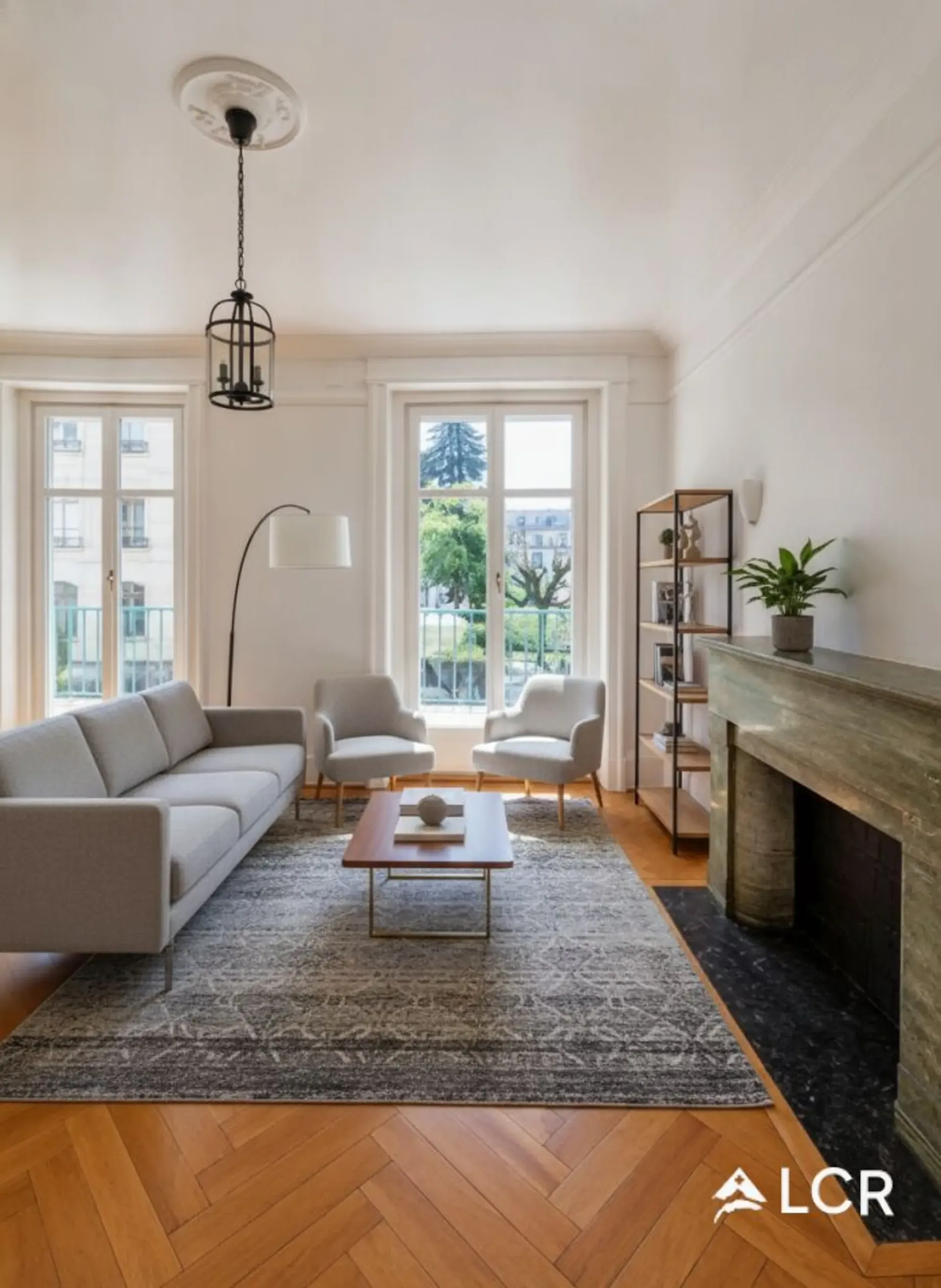 Prächtige 7-Zimmer-Wohnung / 3 Schlafzimmer / 2 Badezimmer