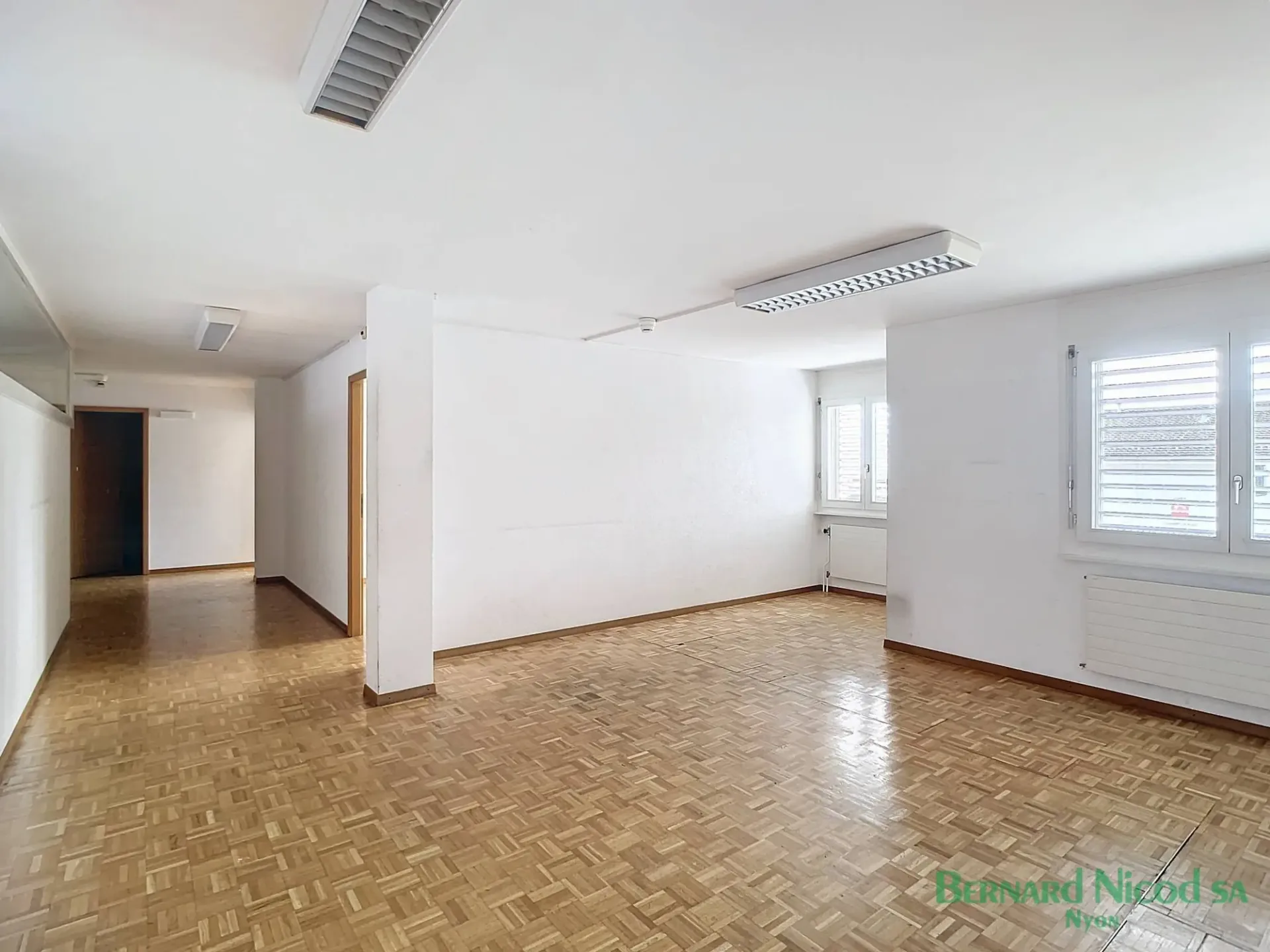 Bureaux de 300 m2 idéalement situés