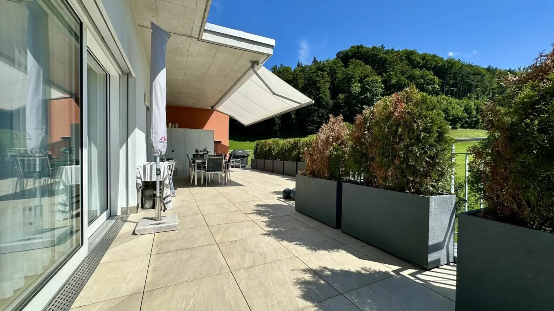 Stilvolle 4.5-Zimmer-Attikawohnung, mit 74 m² Panorama-Dachterrasse