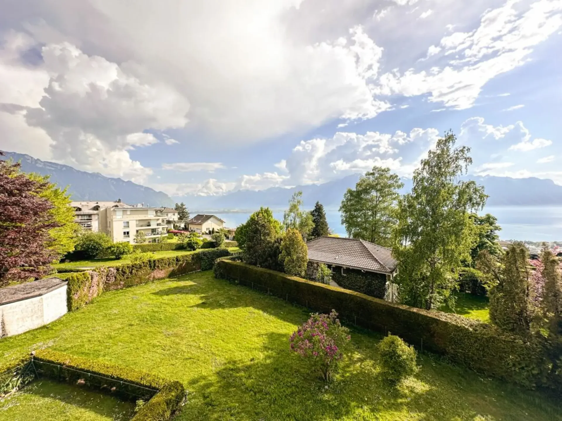 2.5 room appartment with stunning lake view