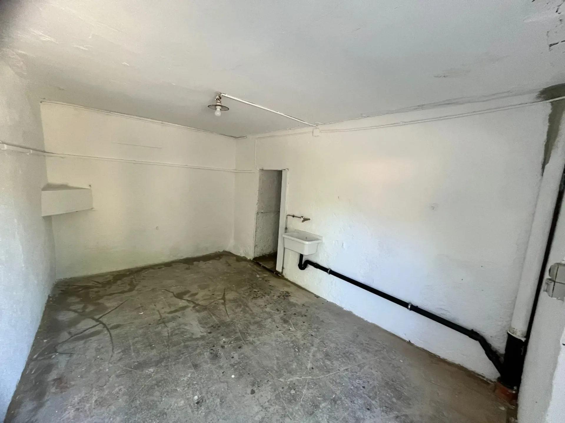 Tresor im Locle mit inklusivem Parkplatz