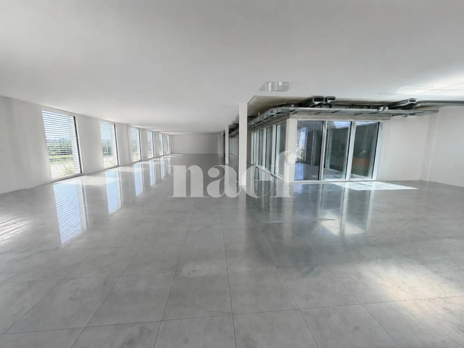 Eichenknoten - Große Gewerbefläche von ca. 300m2 im 2. Stock