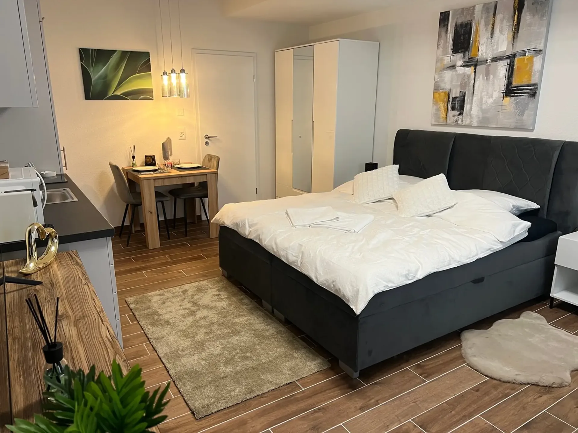 Möbliertes Apartment mit Pool und Fitness