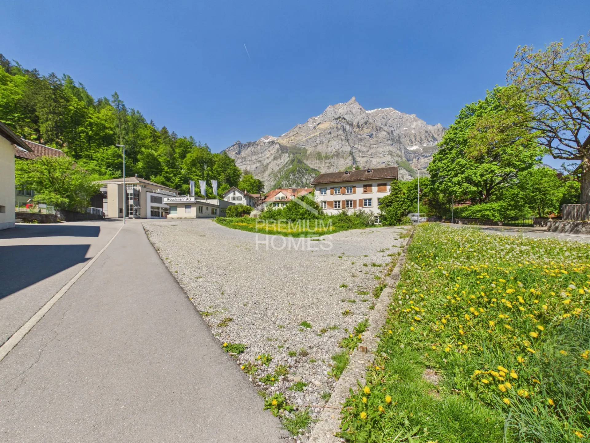 Bauland für Wohn oder Gewerbe in Glarus Stadt