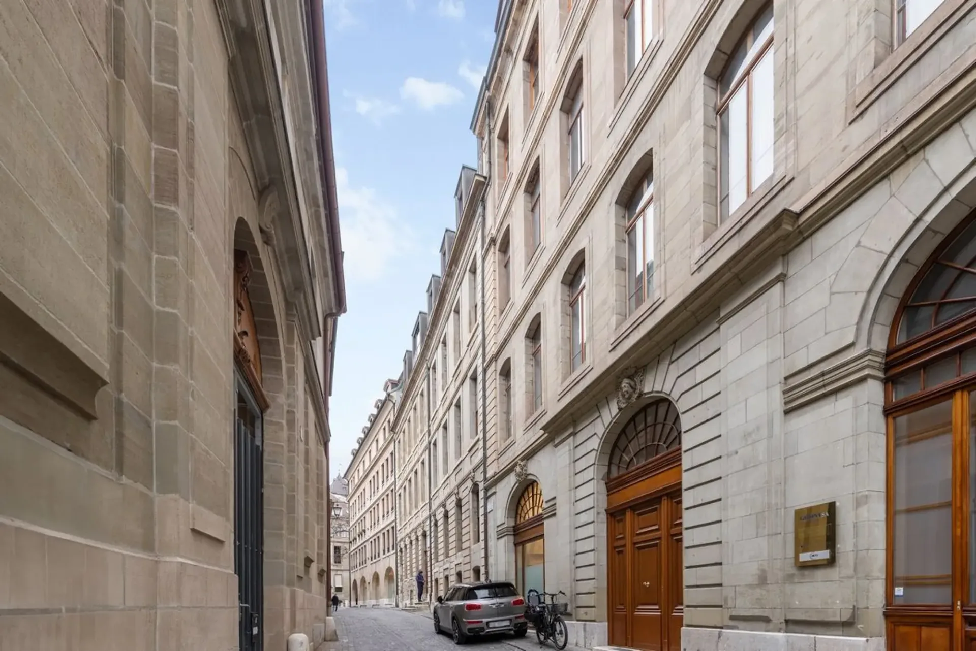 Unique - 6 pièces en Vieille-Ville avec terrasse !