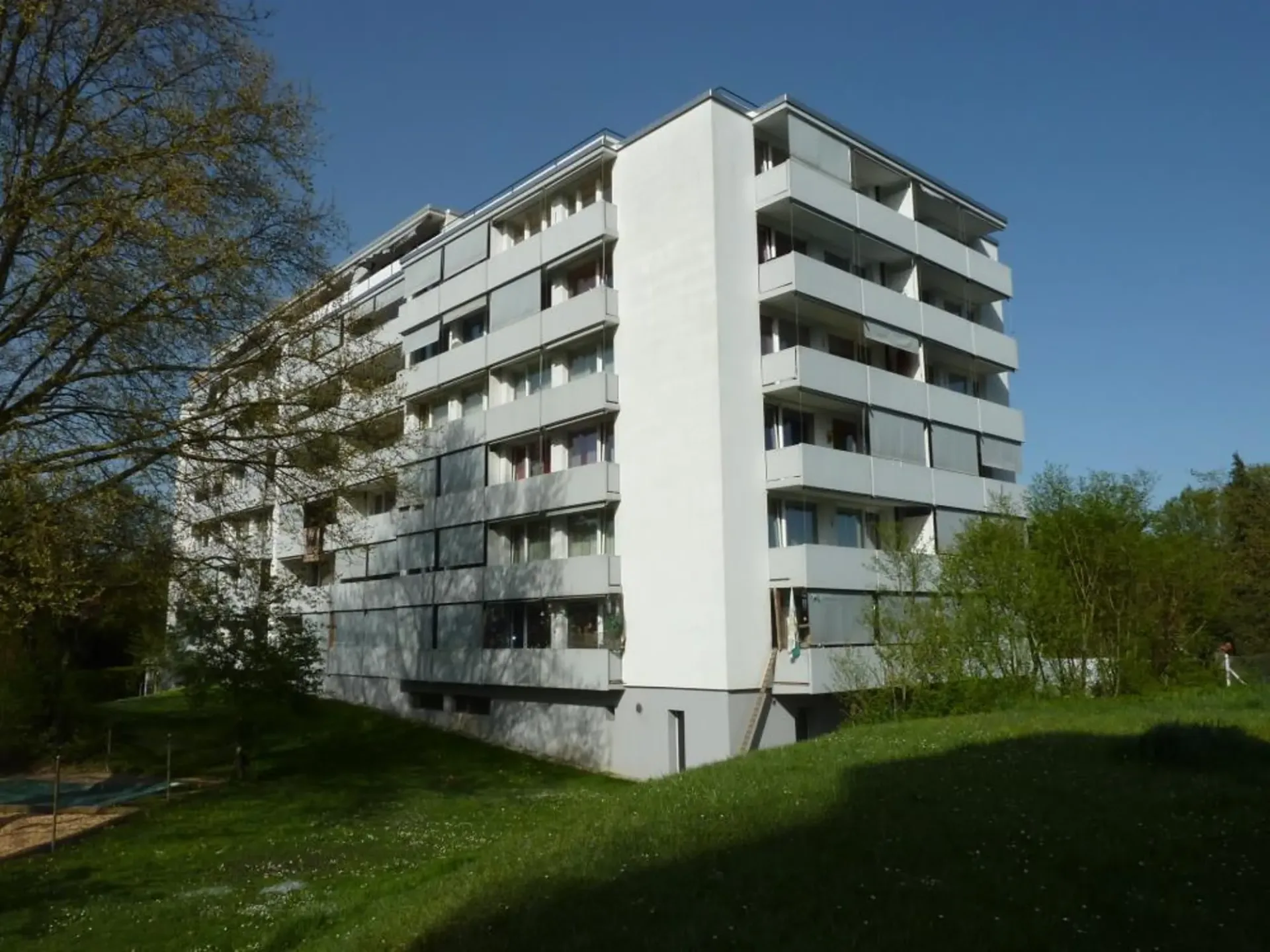 Aufgefrischte Balkonwohnung in Wohlen!