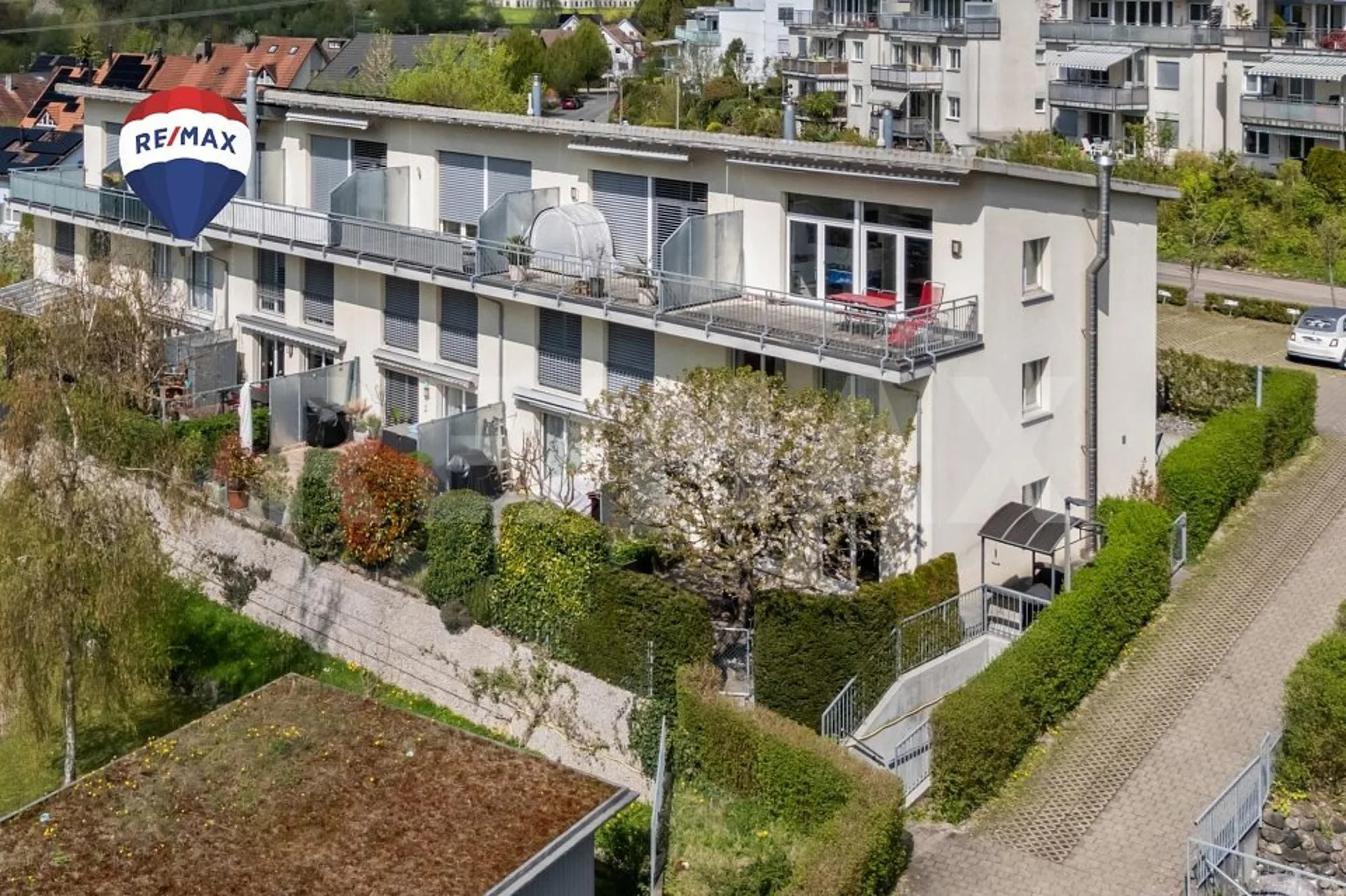 Familienfreundliches 6.5-Zi.-Eckhaus in Winterthur-Dättnau