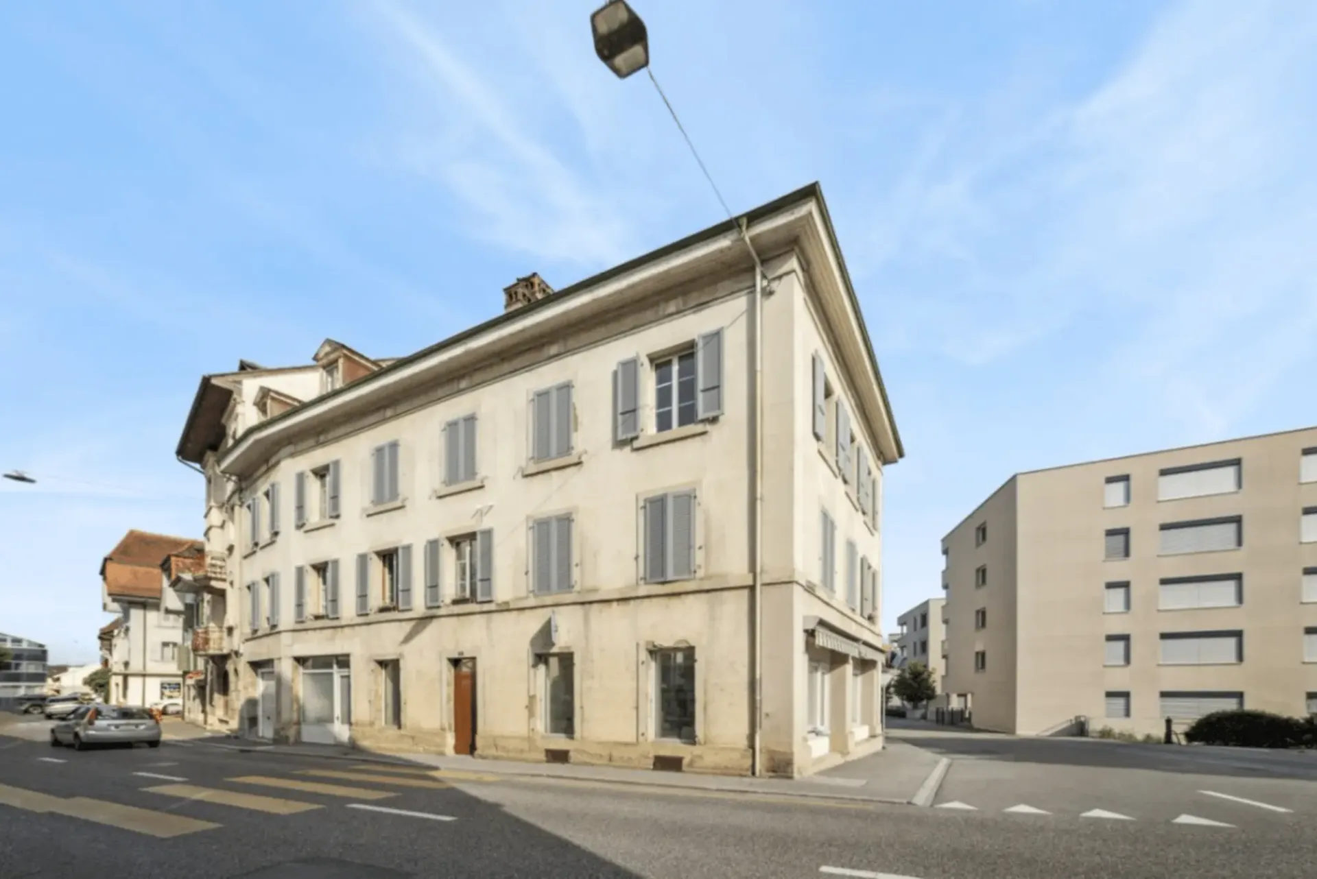 Geräumige 5-Zimmer-Wohnung in Payerne renoviert