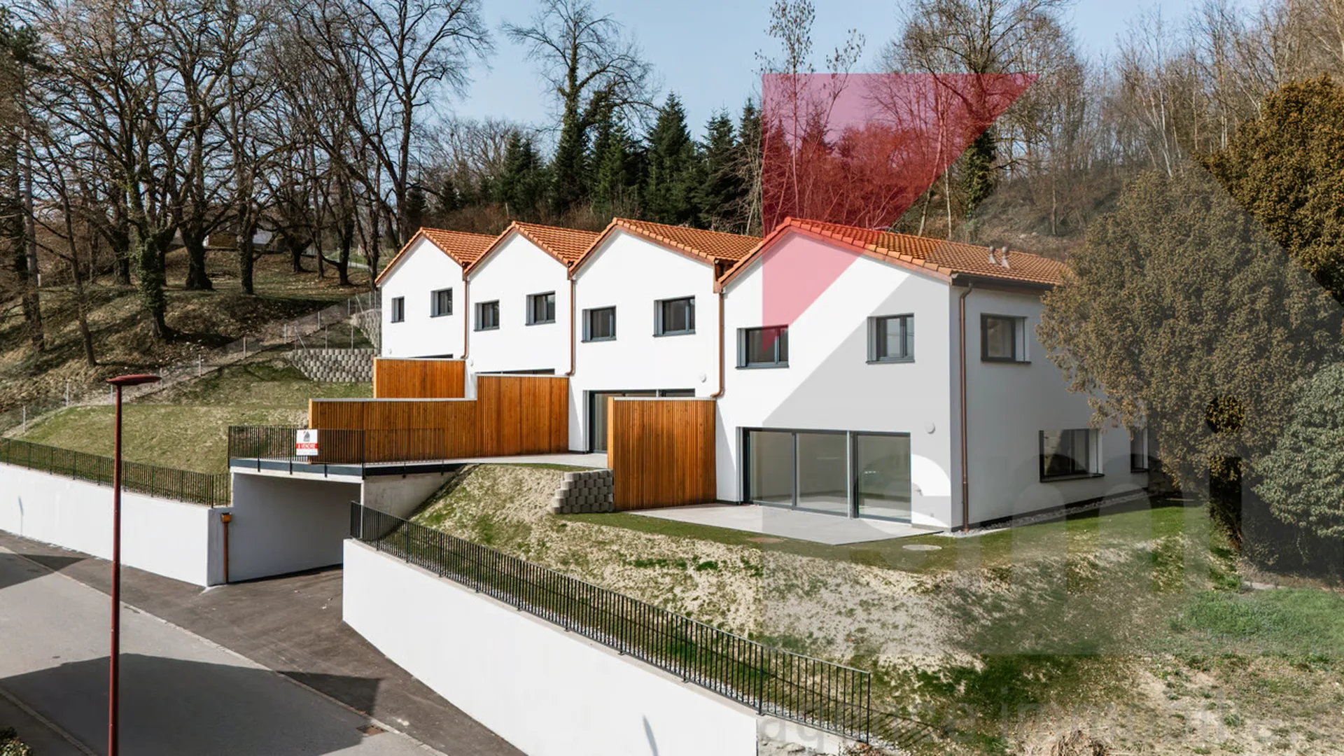 Villa mit 5 Zimmern und schönem Blick sowie harmonischer Ausstattung
