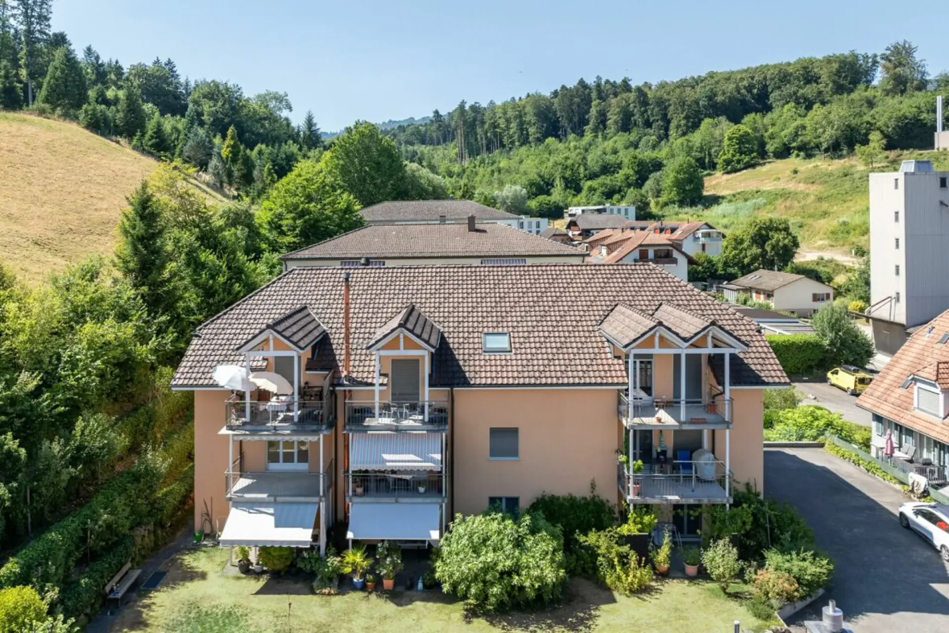 Charmante 2.5-Zimmer-Wohnung in Safnern