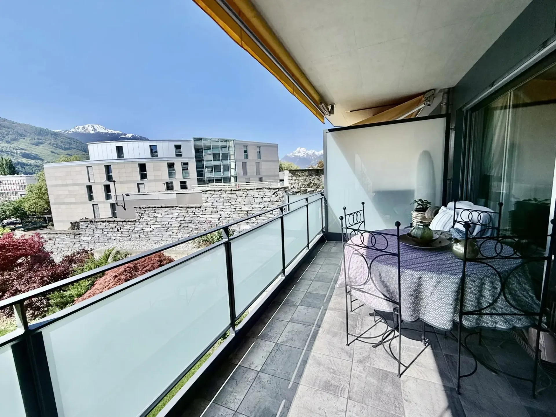 Splendide appartement de 3½ pièces à vendre à Sion
