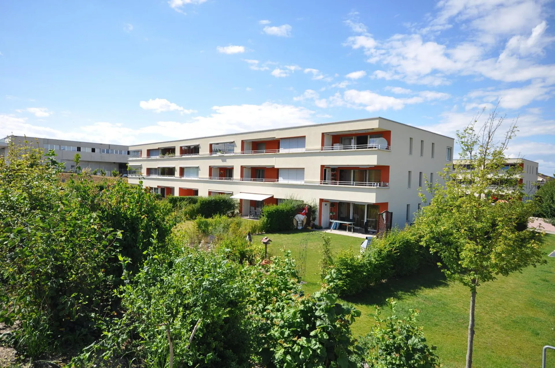Wohnung 4½ Zimmer Südbalkon - letztes Stockwerk