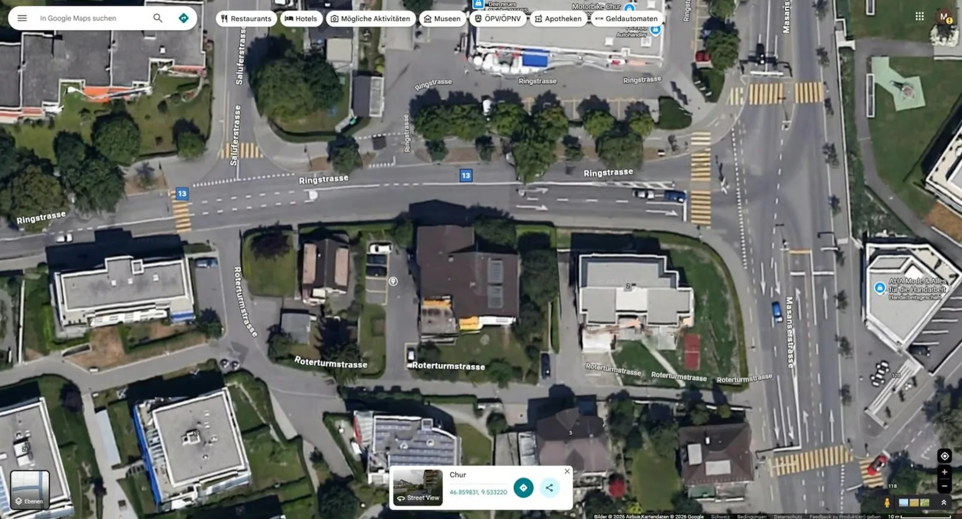 zentraler Aussenparkplatz