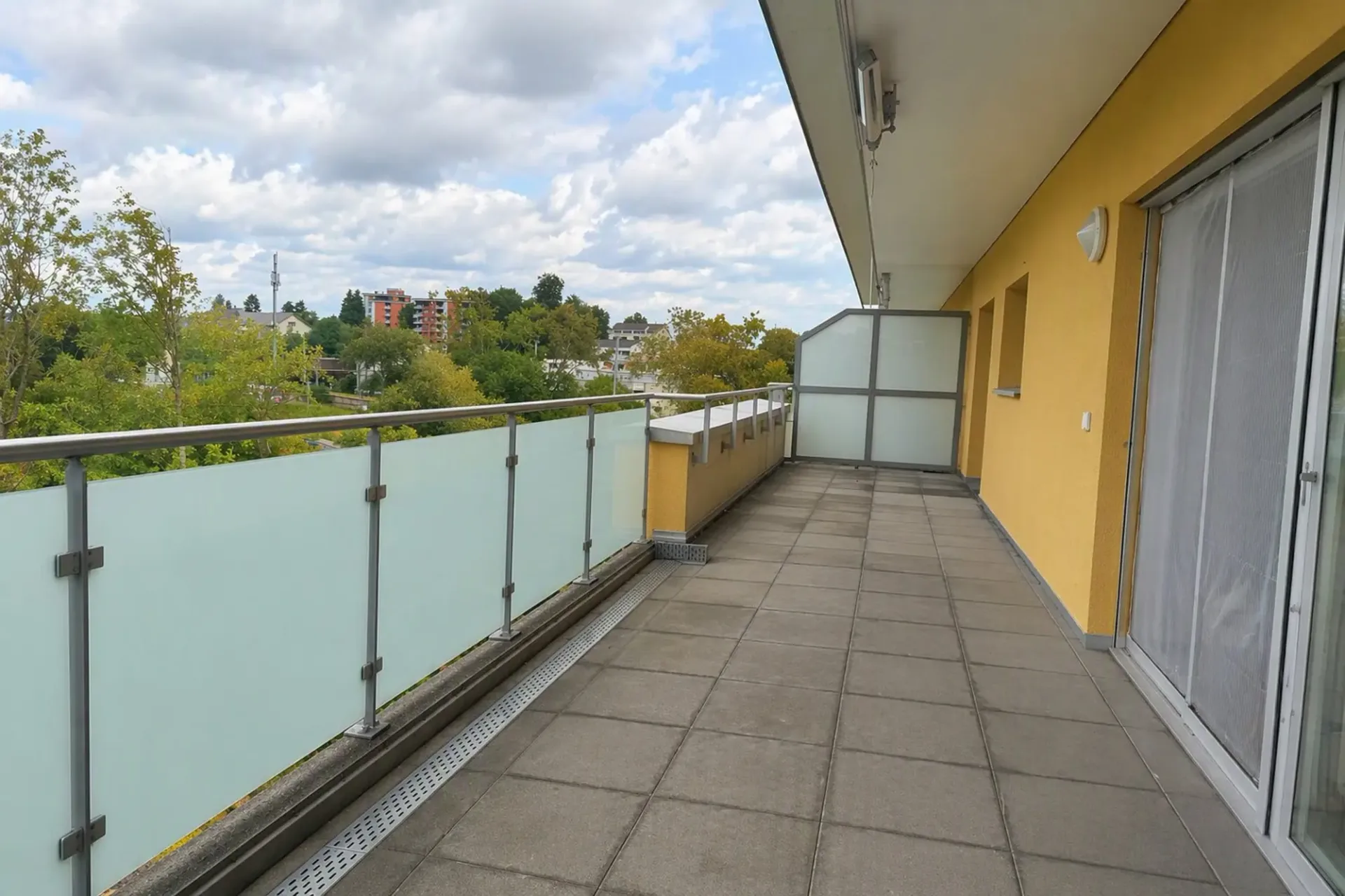 Helle 2.5-Zimmer-Wohnung mit Balkon in Flawil