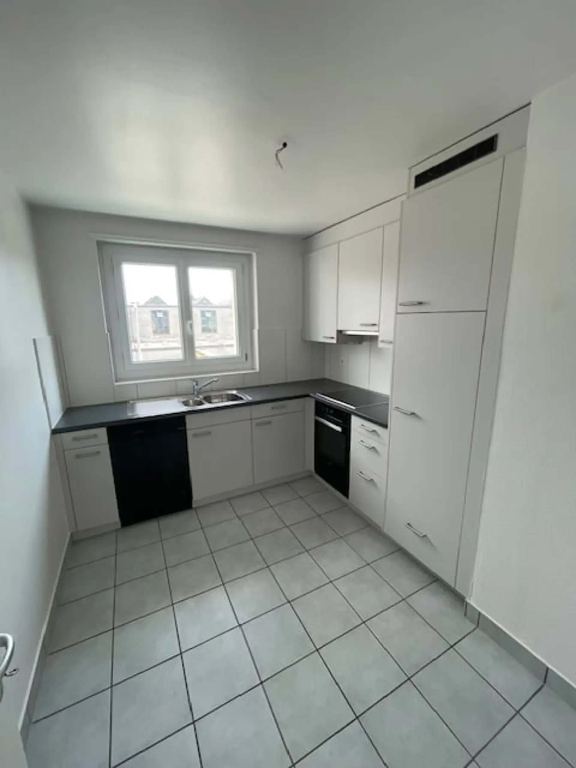 Bel Appartement 3 pièces rénové, calme, avec balcon à Cortaillod