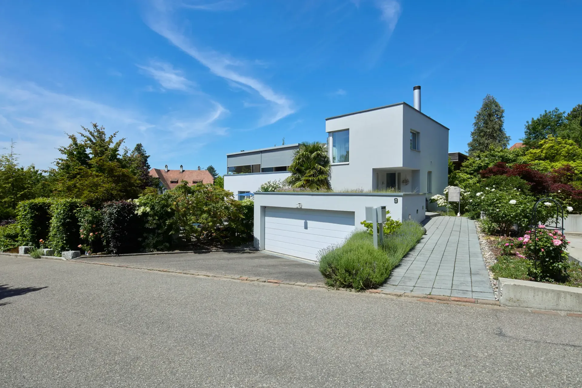 FREISTEHENDES EINFAMILIENHAUS NAHE DEM DORFZENTRUM