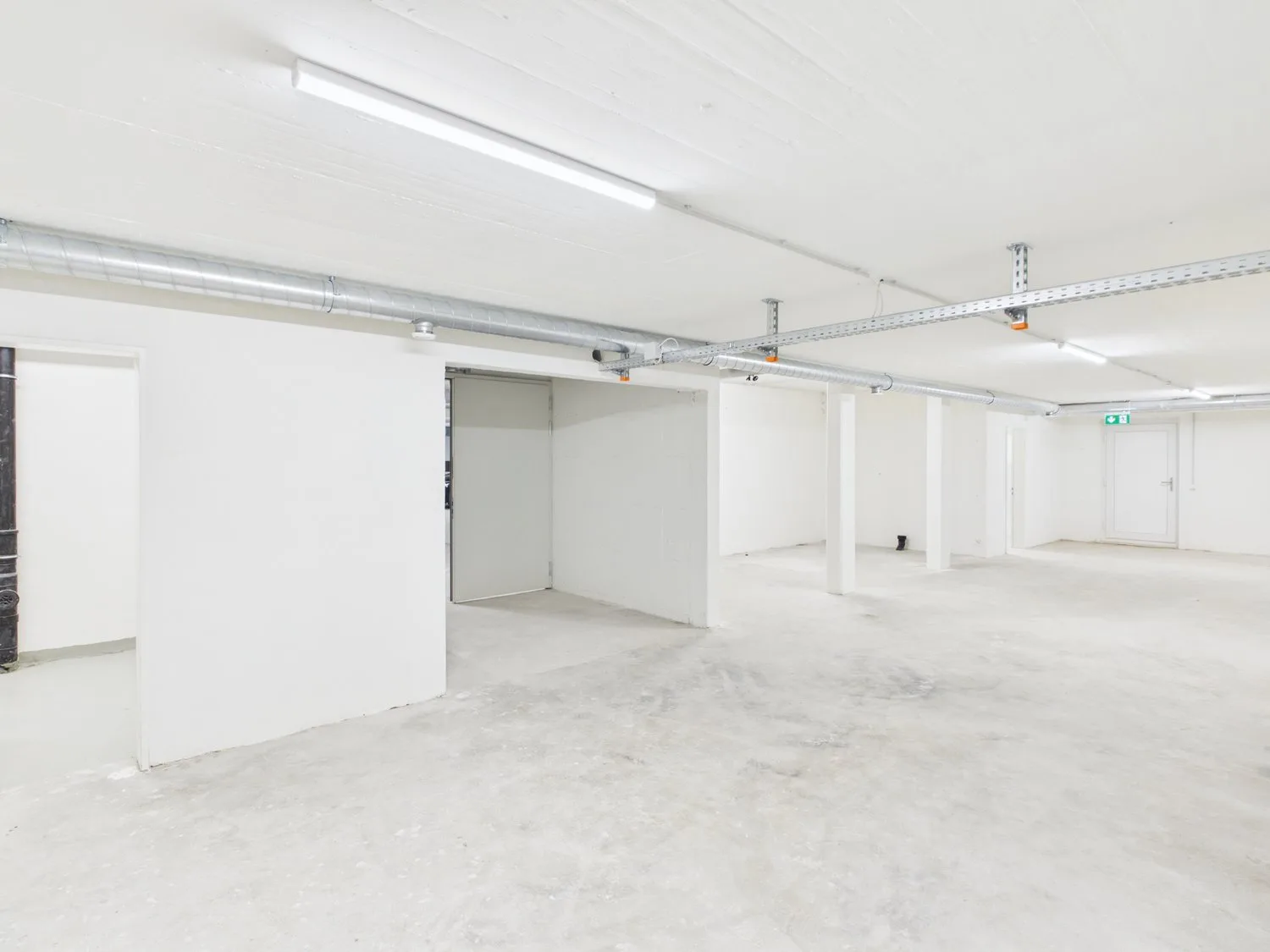 Spacious storage space with 130 m² in Altstätten SG