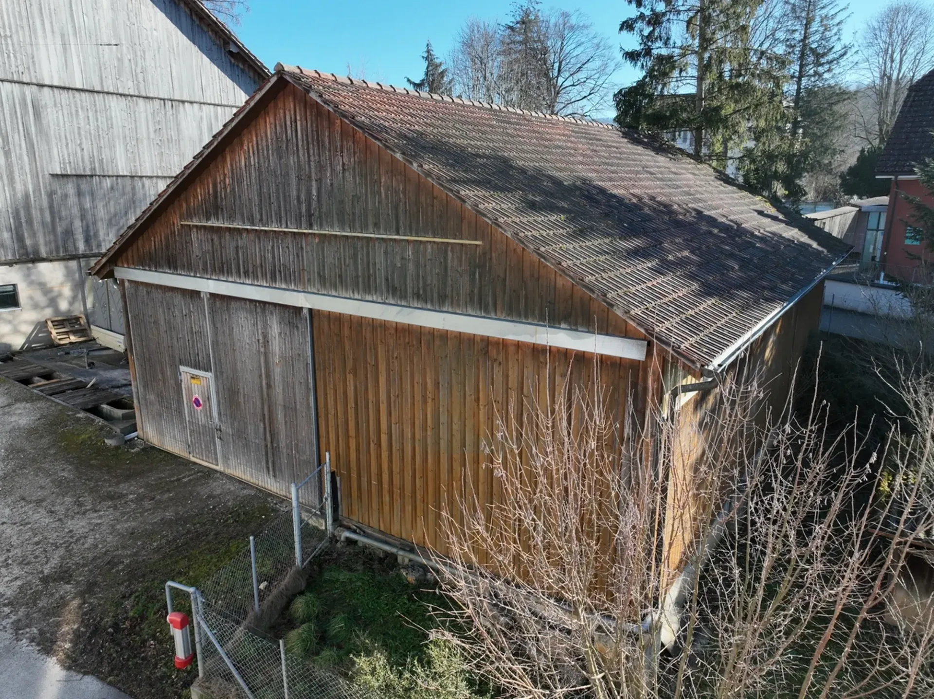 Ferme, étable et grange situées en zone d'habitation HB à Porrentruy