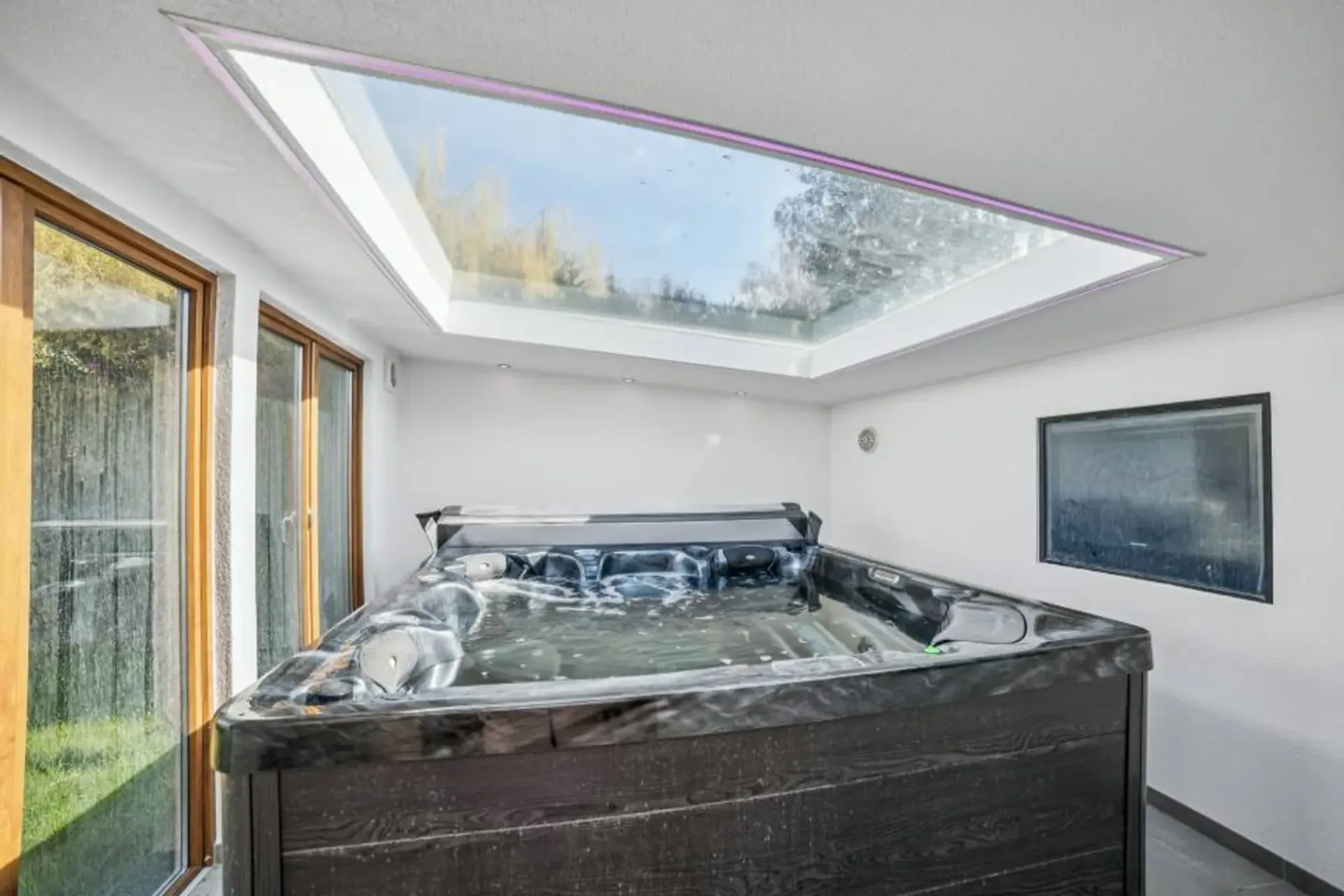 Ensemble immobilier deux appartements vendus en bloc