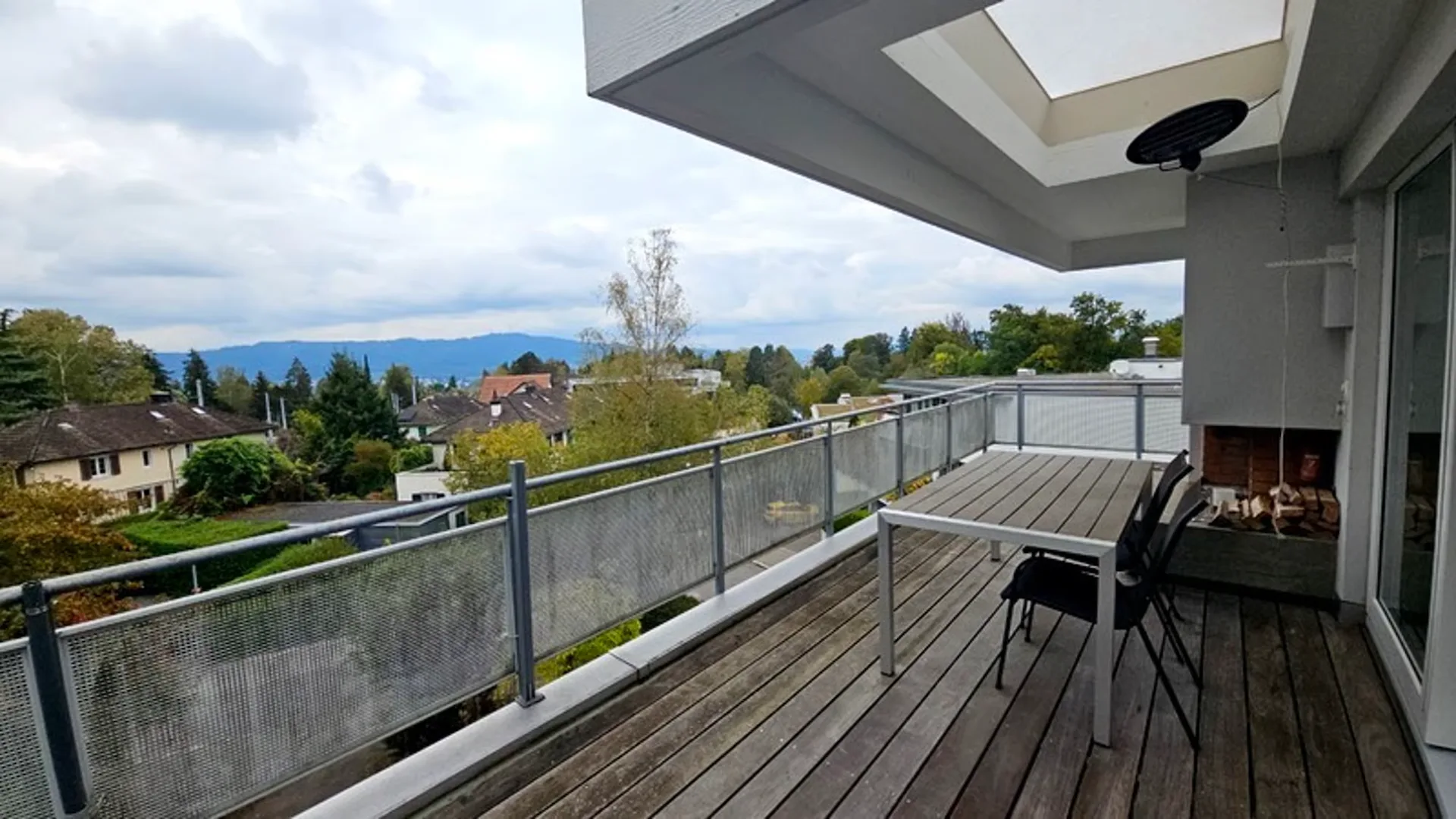 4½ ZI-WOHNUNG IN ZOLLIKON (ZH), MÖBLIERT, TEMPORÄR