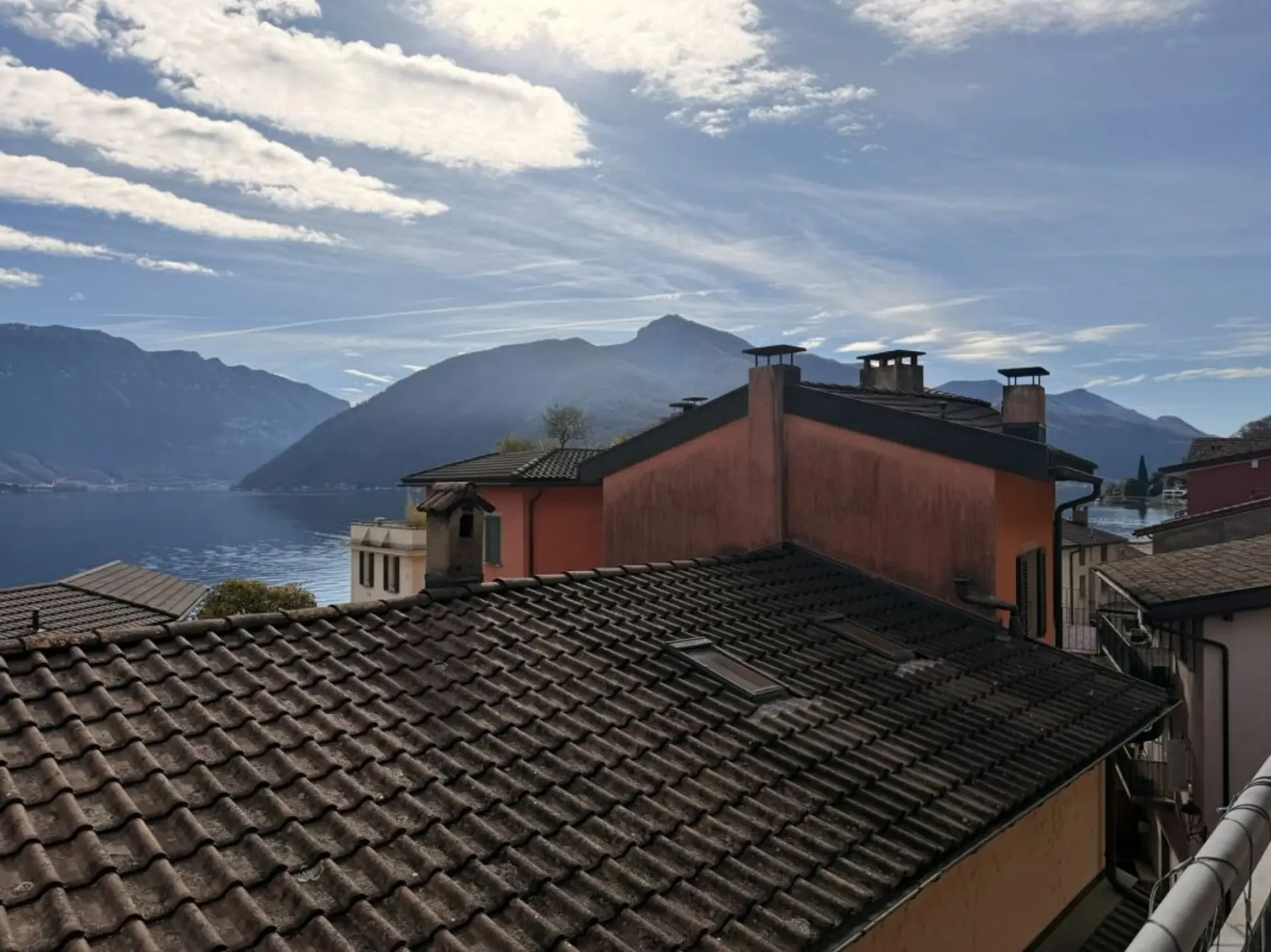 MELIDE · EIN HAUS, EIN HISTORISCHER WEINKELLER UND EINE WEINSAMMLUNG, DIE BLEIBT