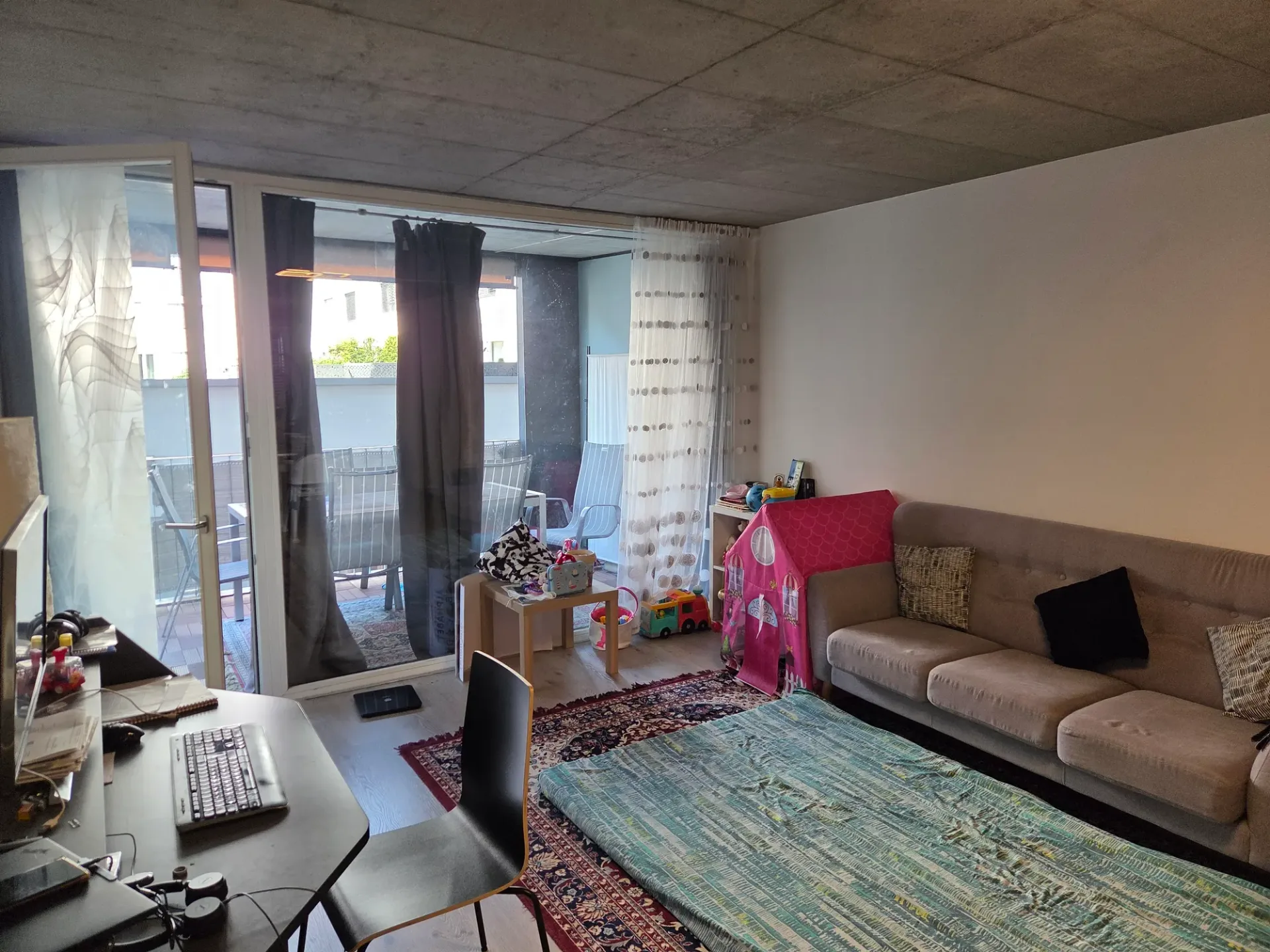 3½ ZI-WOHNUNG IN SCHLIEREN (ZH), MÖBLIERT, TEMPORÄR