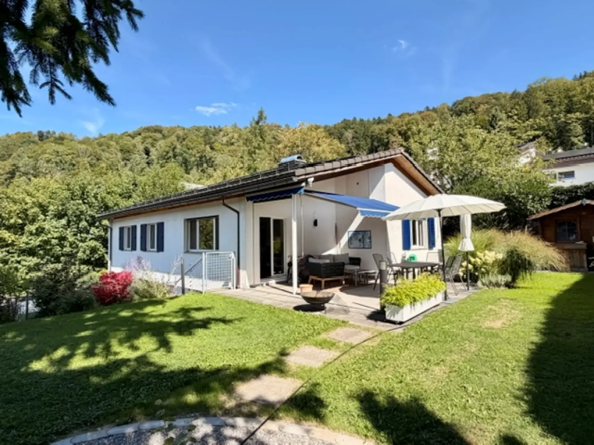 4.5-Zimmer-Einfamilienhaus mit Atelier