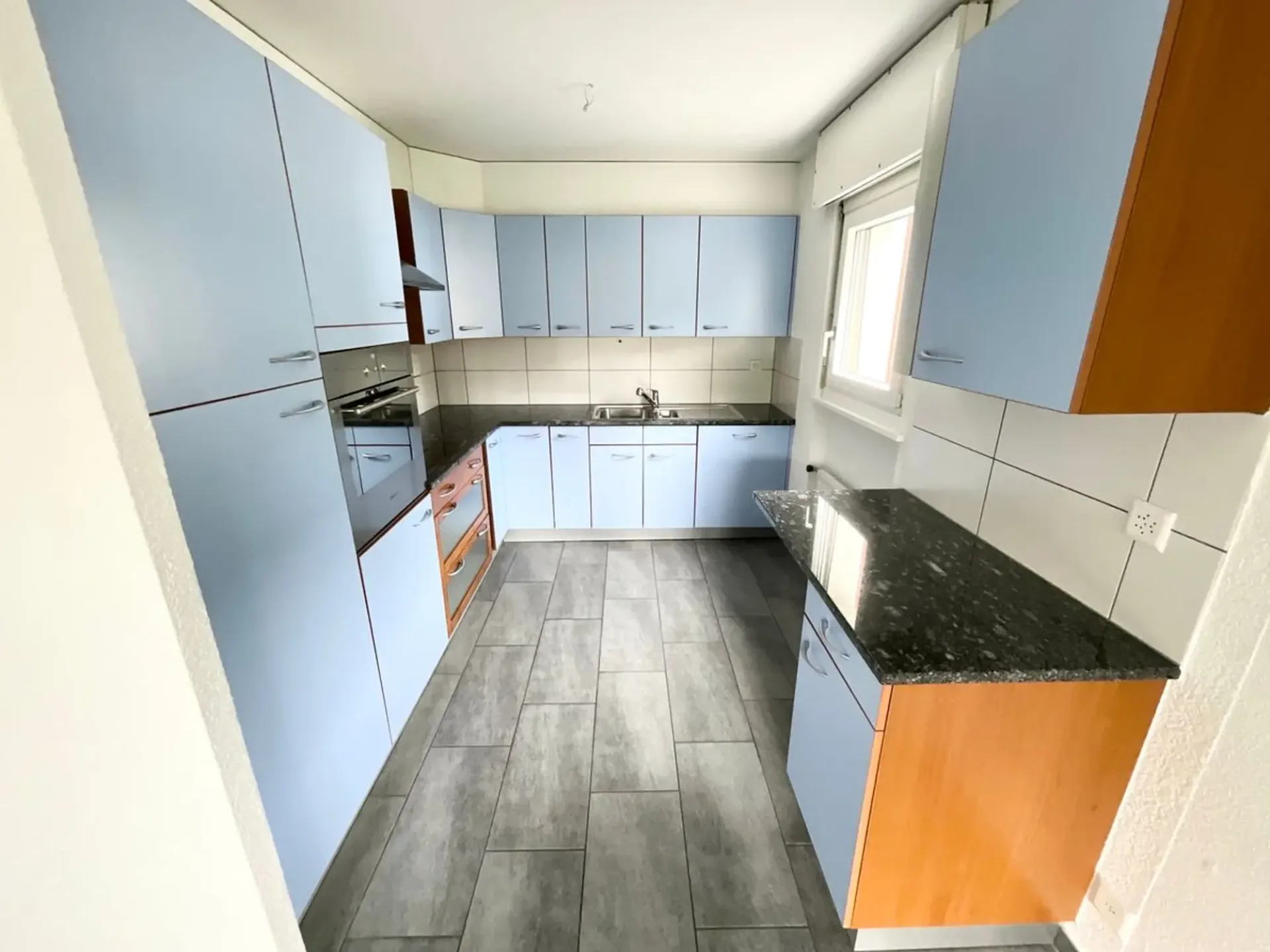 Schönes helles 4,5-Zimmer-Apartment mit Balkon