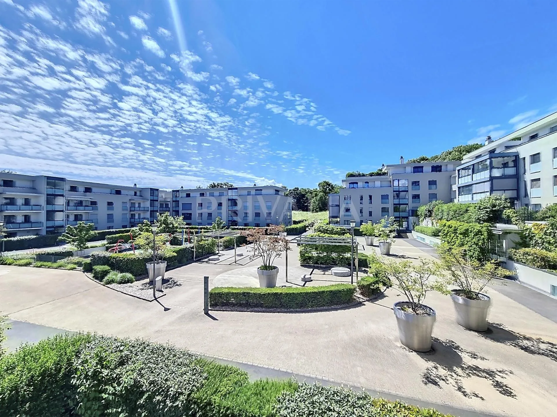 Bel appartement de 6.5 pièces au 2ème étage