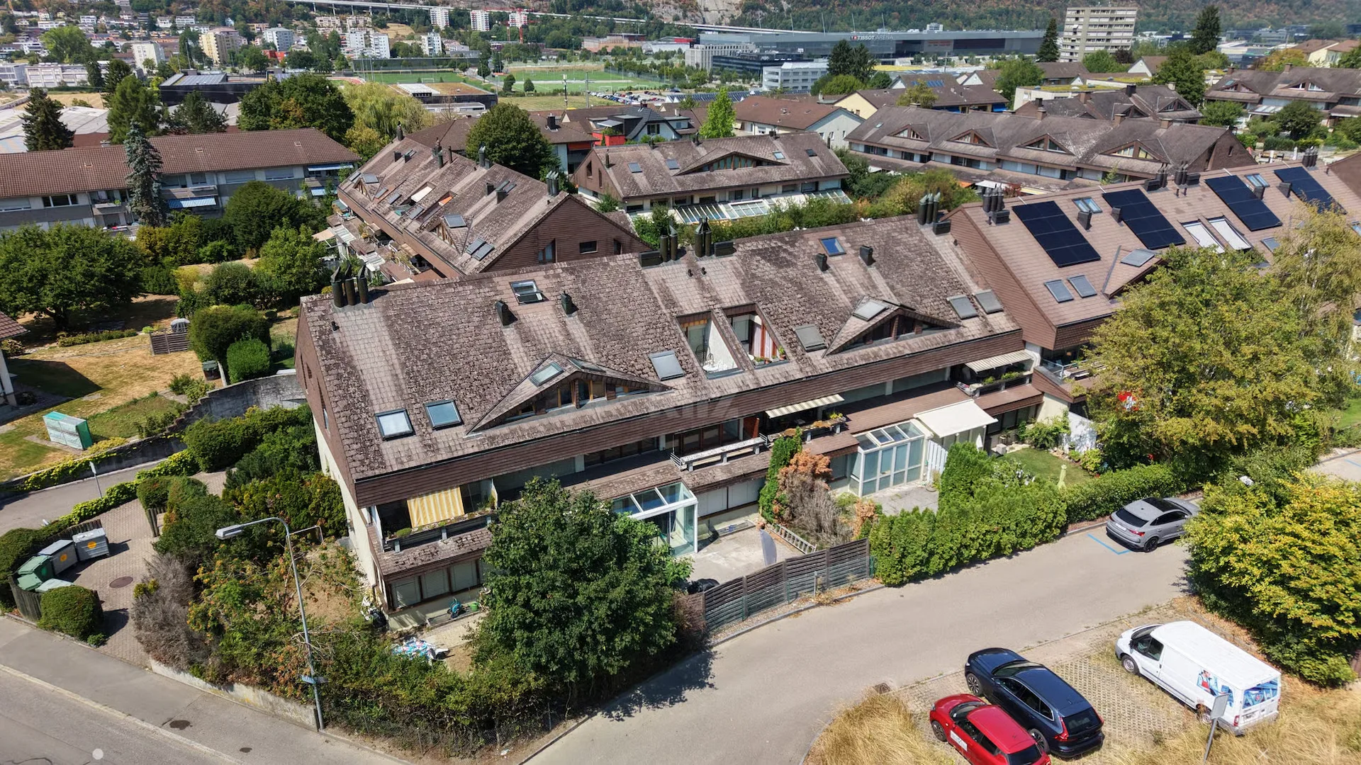 Bel appartement avec balcon dans un quartier calme