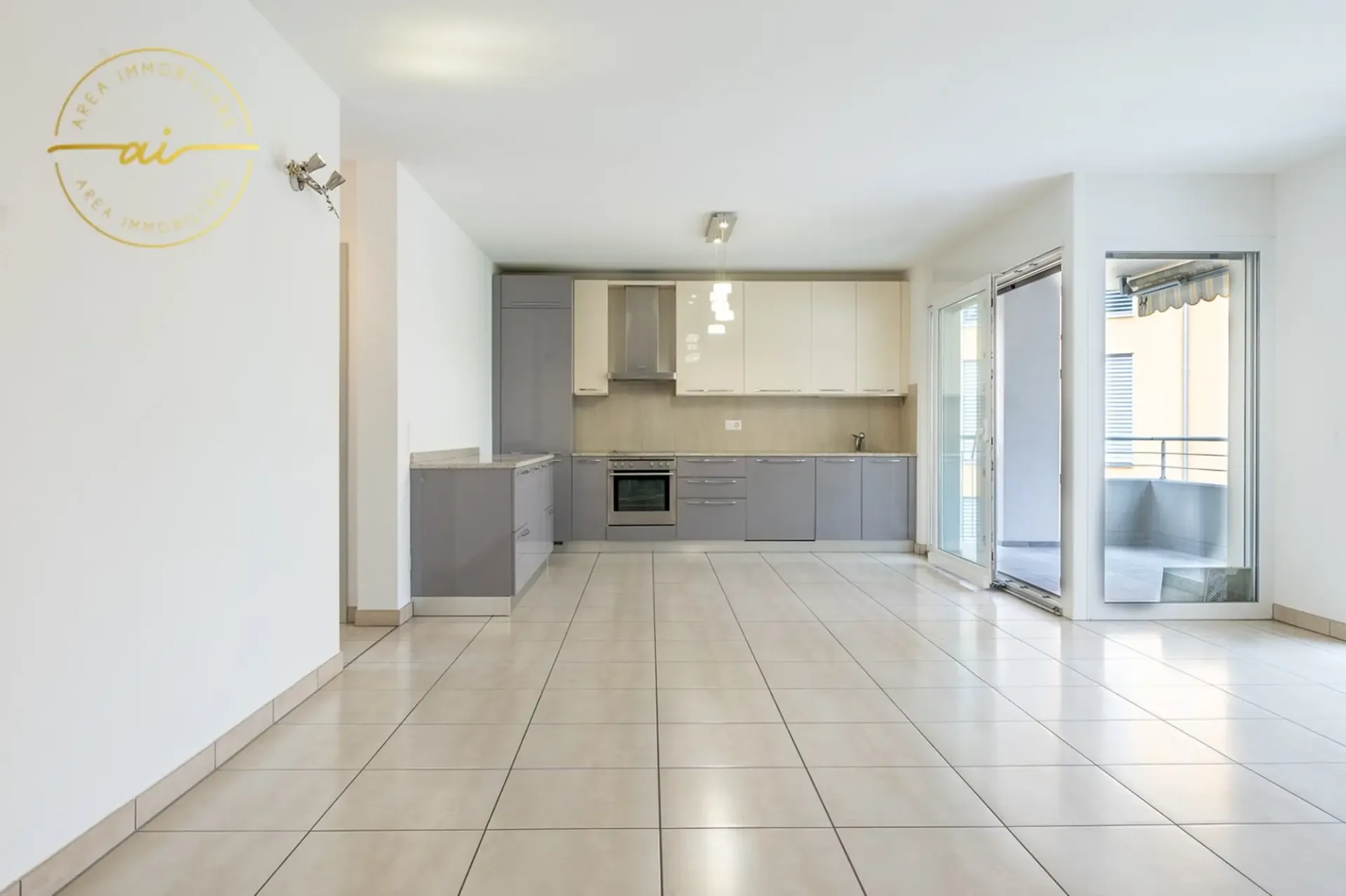 Helles 4.5-Zimmer-Apartment in Castel San Pietro