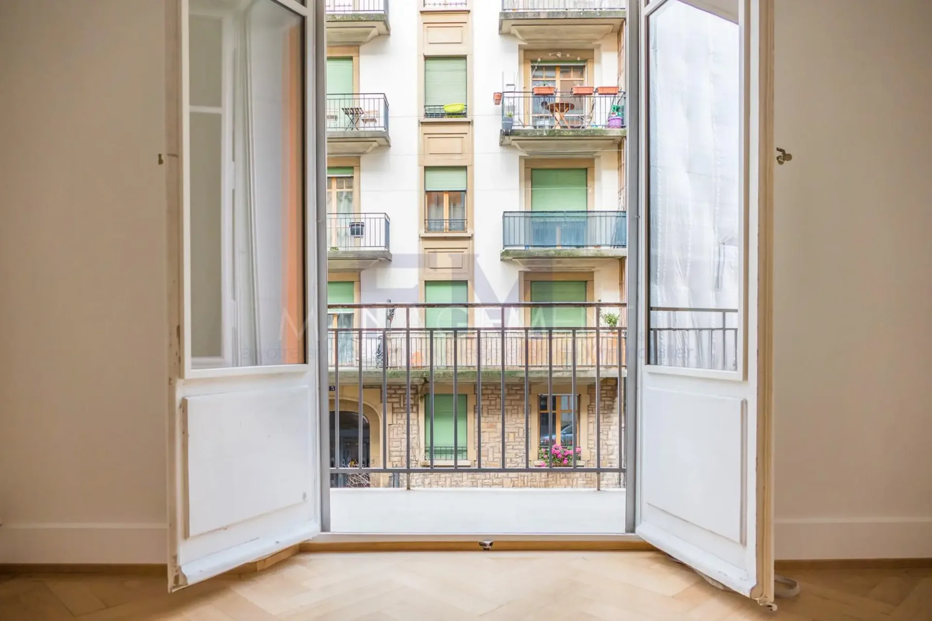 Apartment - Servette/Nations - Rue des Lilas 4, 3 rooms approximately 60 m2 - 1st floor