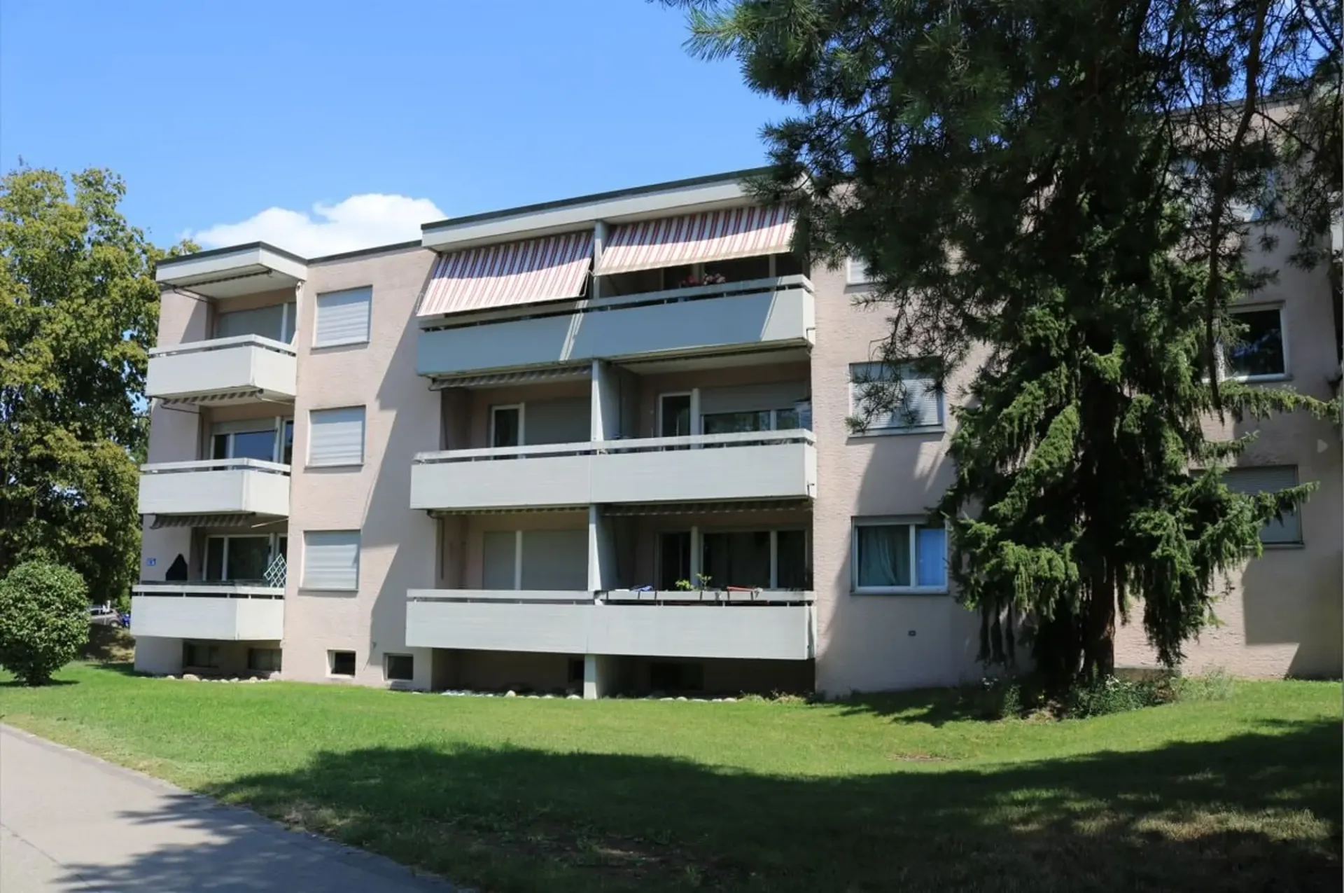 Moderne 1 1/2 Zimmerwohnung an ruhiger Lage zu vermieten!