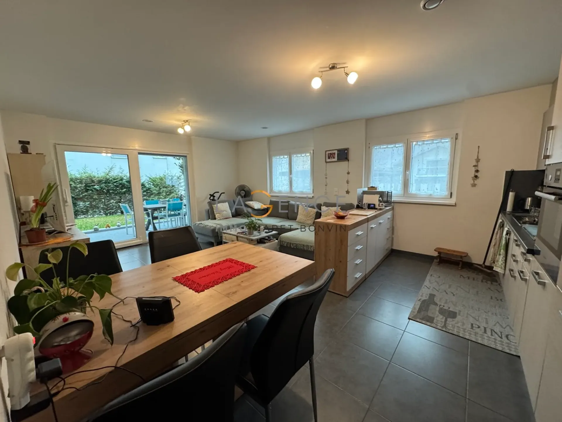 Zweieinhalb-Zimmer-Wohnung