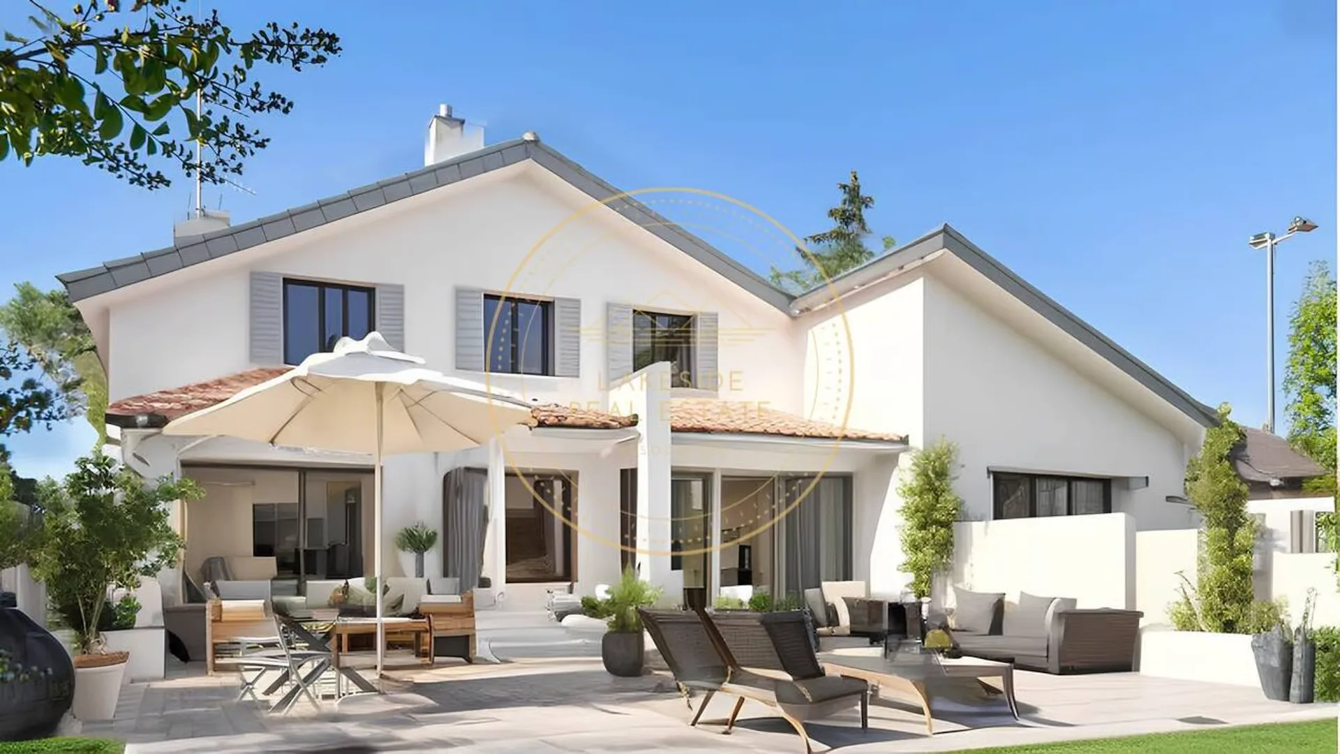Maison individuelle de 400 m² habitables sur un terrain de 2800 m²