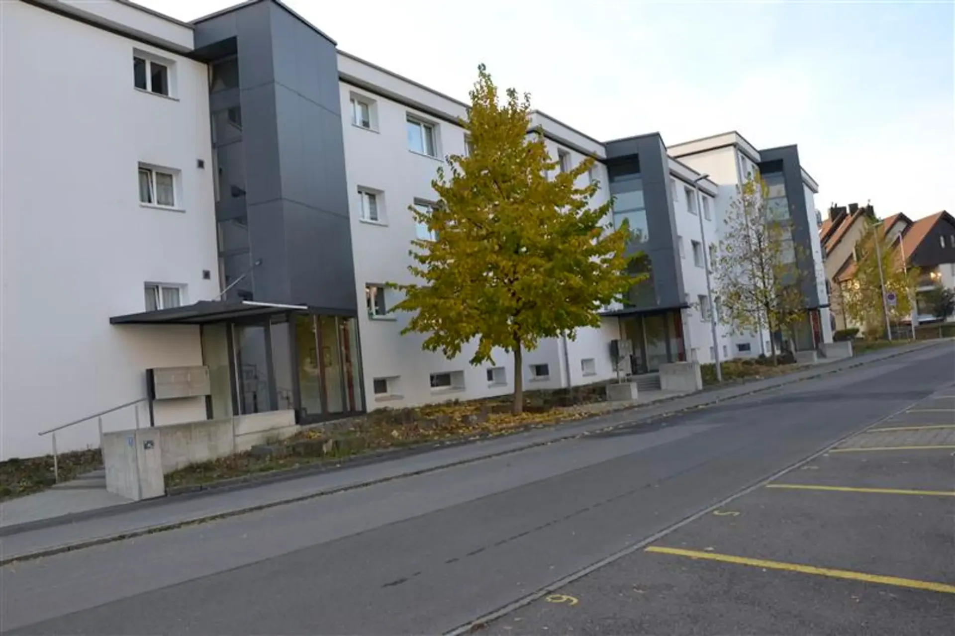 Einstellplatz zu vermieten